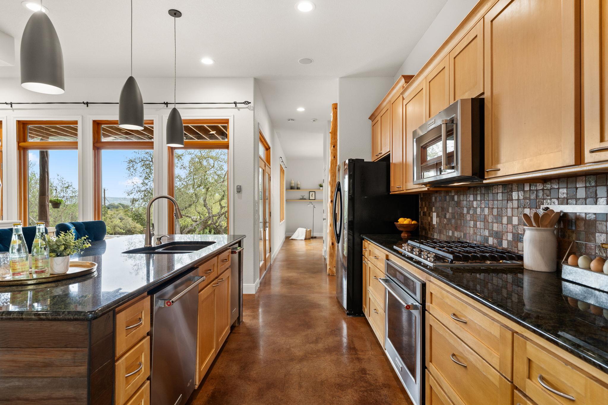 4004 Cloudy Ridge Rd, Austin, TX 78734