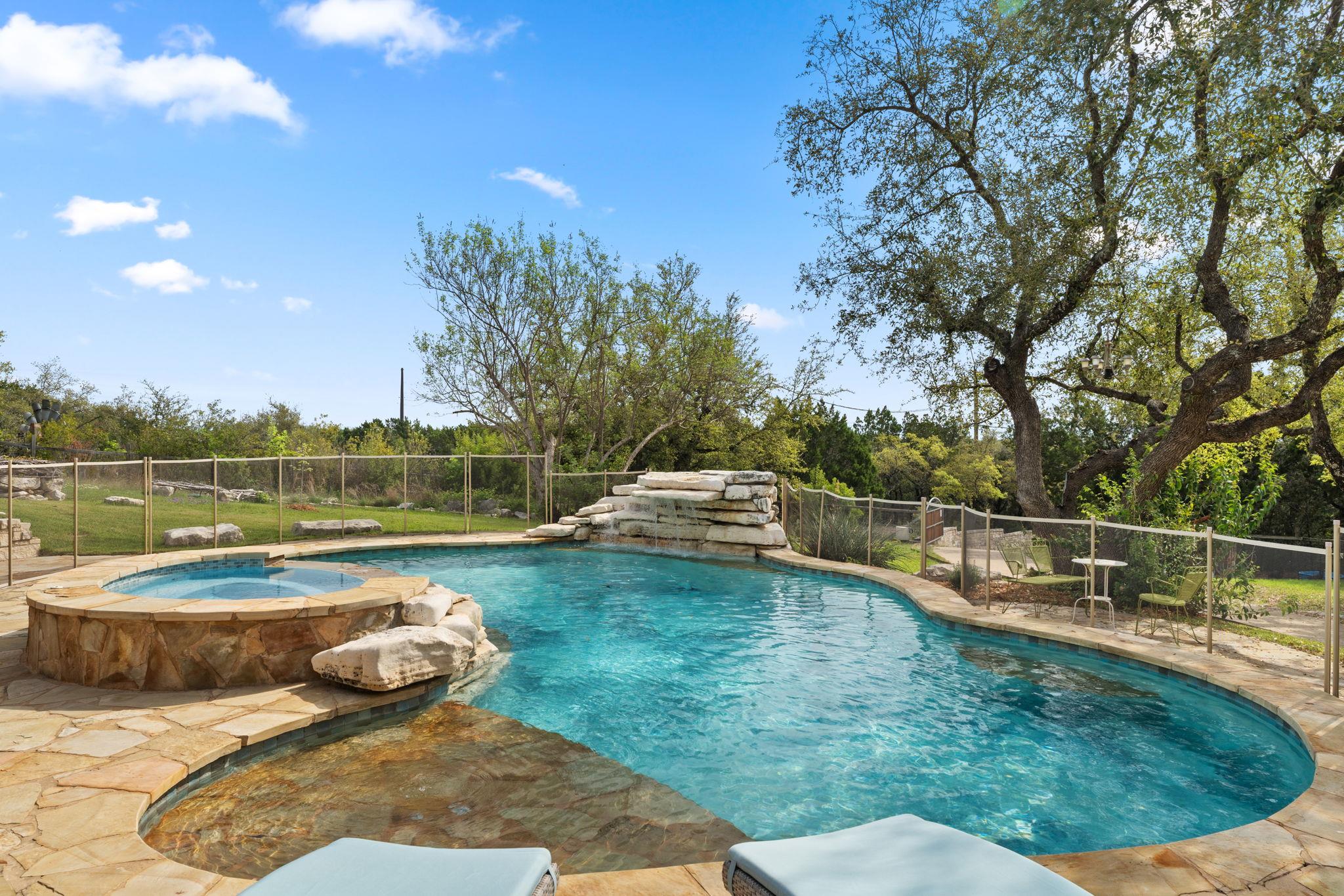 4004 Cloudy Ridge Rd, Austin, TX 78734