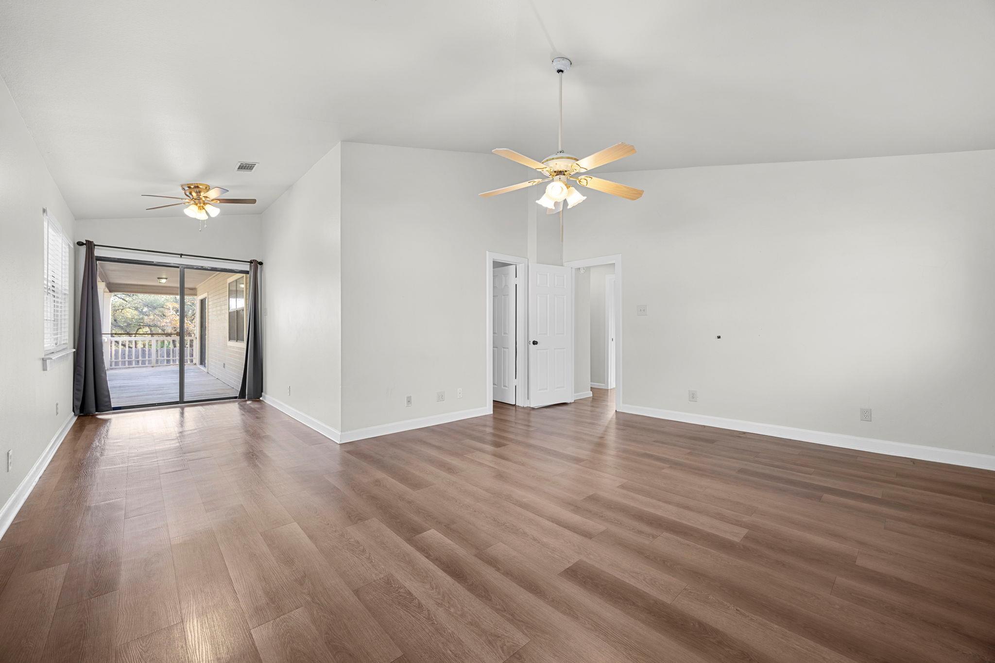 208 S Cougar Ave, Cedar Park, TX 78613