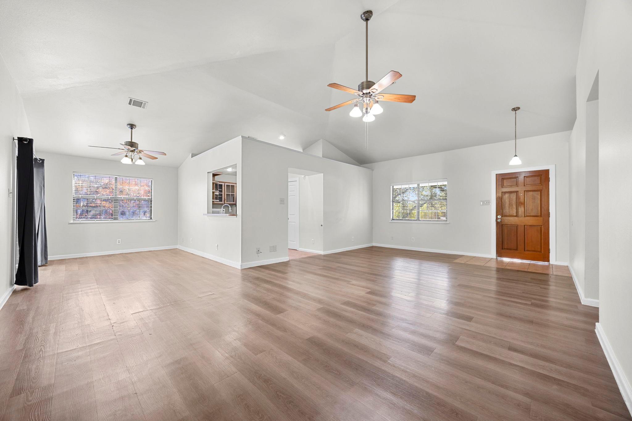 208 S Cougar Ave, Cedar Park, TX 78613