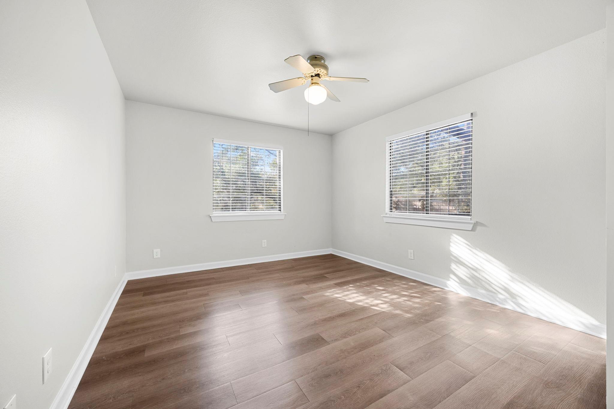 208 S Cougar Ave, Cedar Park, TX 78613