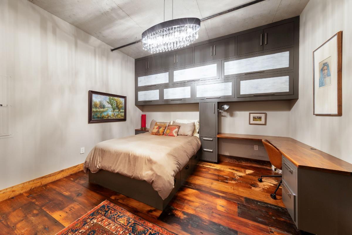 800 W 5th St # 1207, Austin, TX 78703