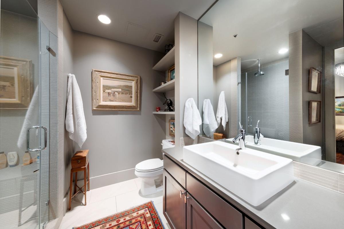 800 W 5th St # 1207, Austin, TX 78703