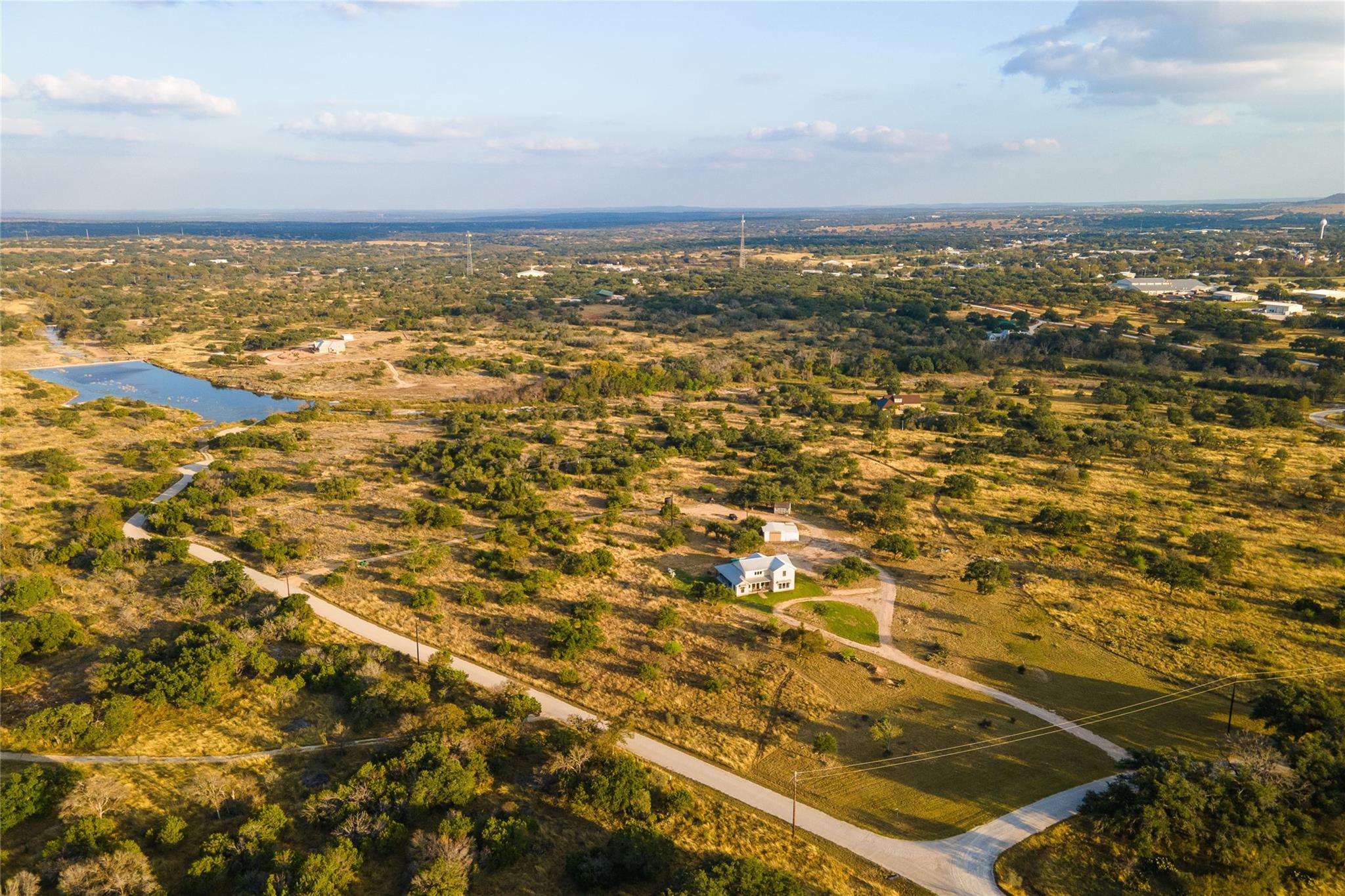 164 Lake on Flat Creek Dr, Johnson City, TX 78636