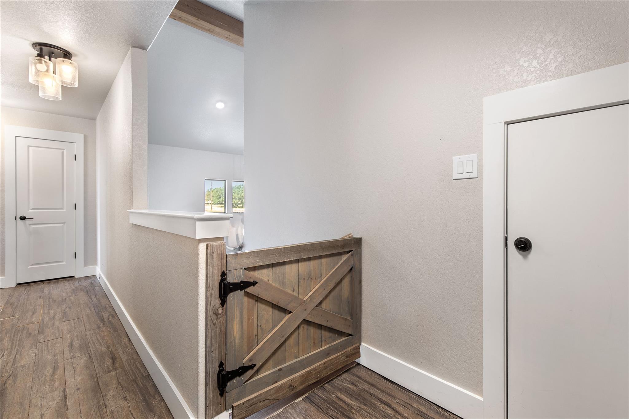 164 Lake on Flat Creek Dr, Johnson City, TX 78636