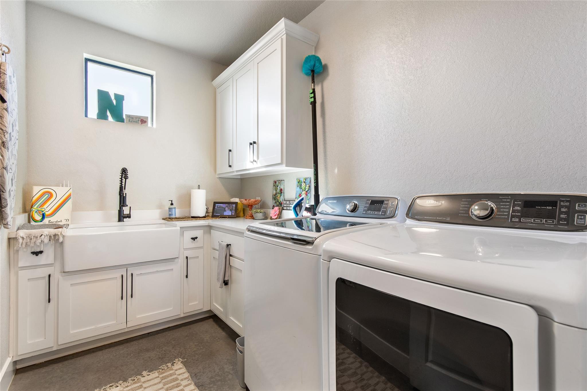 164 Lake on Flat Creek Dr, Johnson City, TX 78636