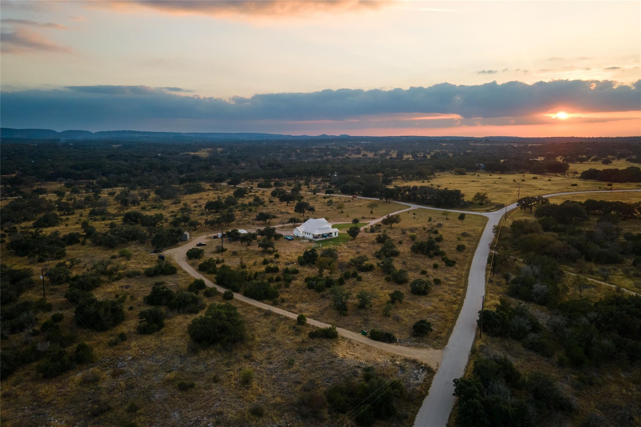 164 Lake on Flat Creek Dr, Johnson City, TX 78636