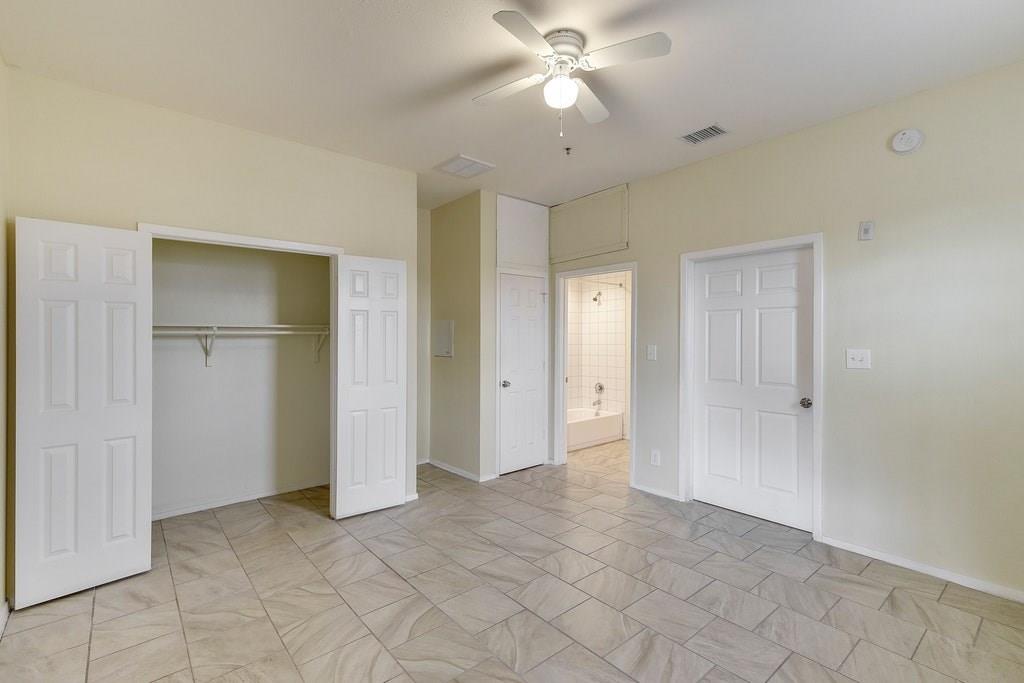 420 N Pleasant Valley Rd # 204, Austin, TX 78702