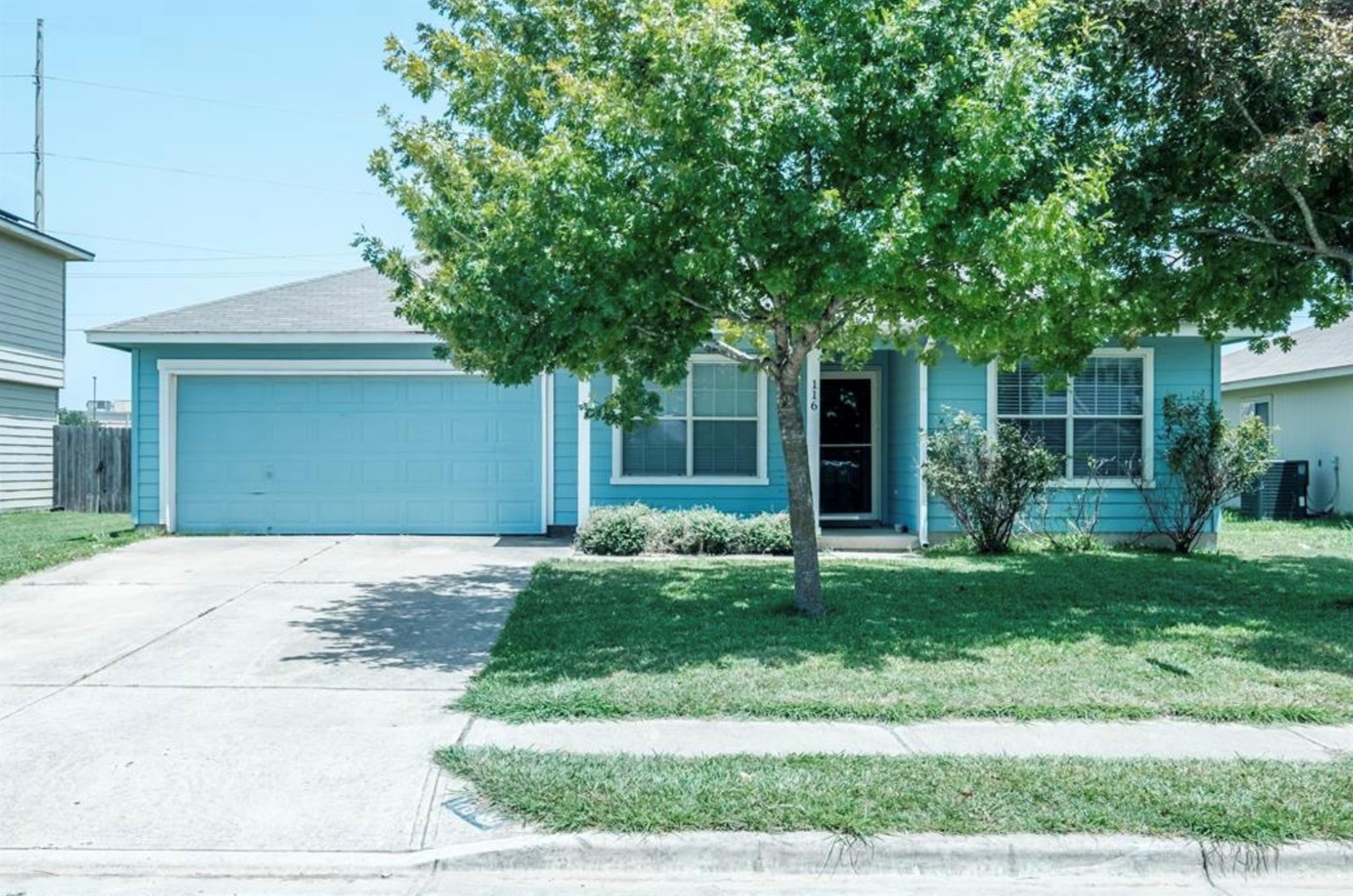 116 Holland St NE, Hutto, TX 78634