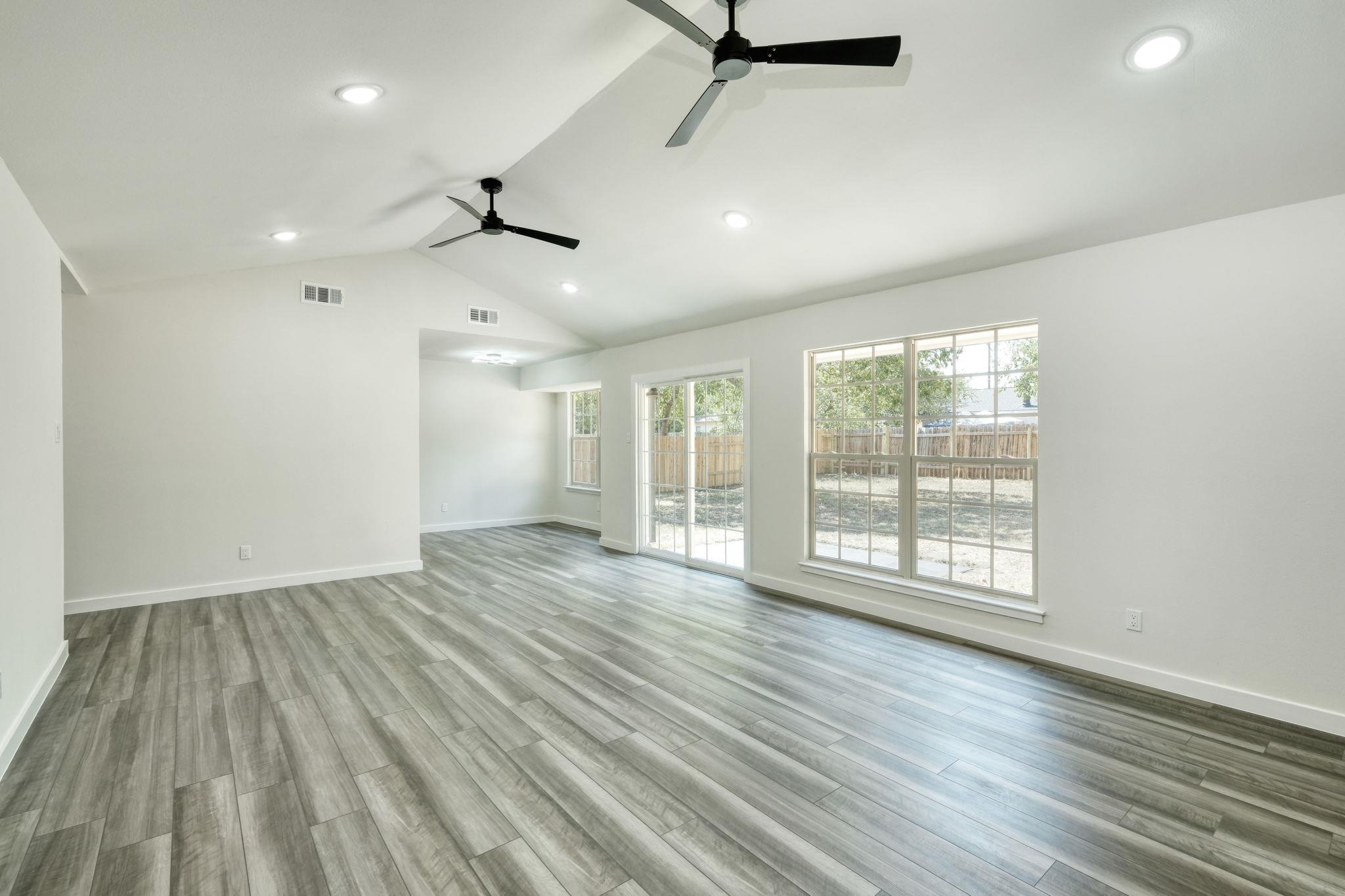 1702 Wagon Gap Dr, Round Rock, TX 78681