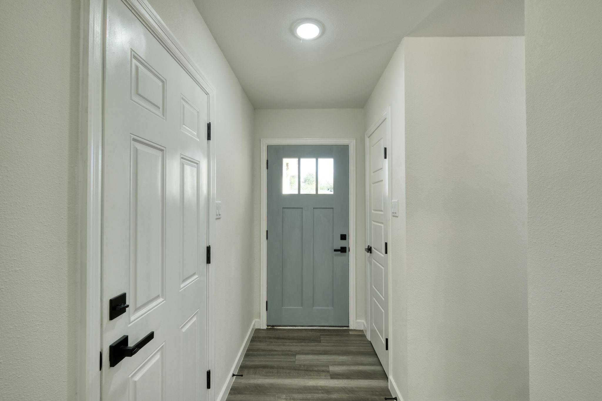 1702 Wagon Gap Dr, Round Rock, TX 78681