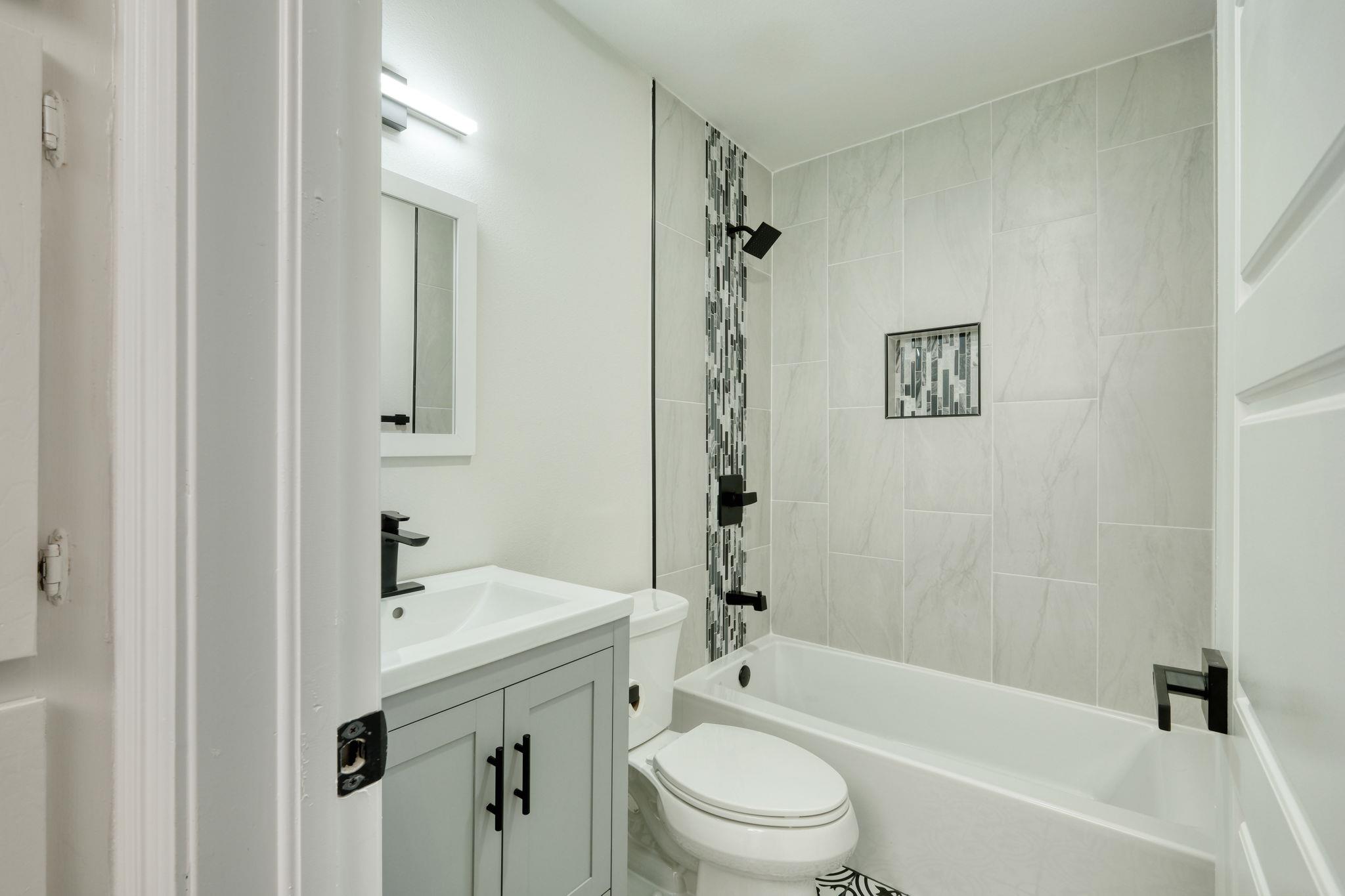 1702 Wagon Gap Dr, Round Rock, TX 78681