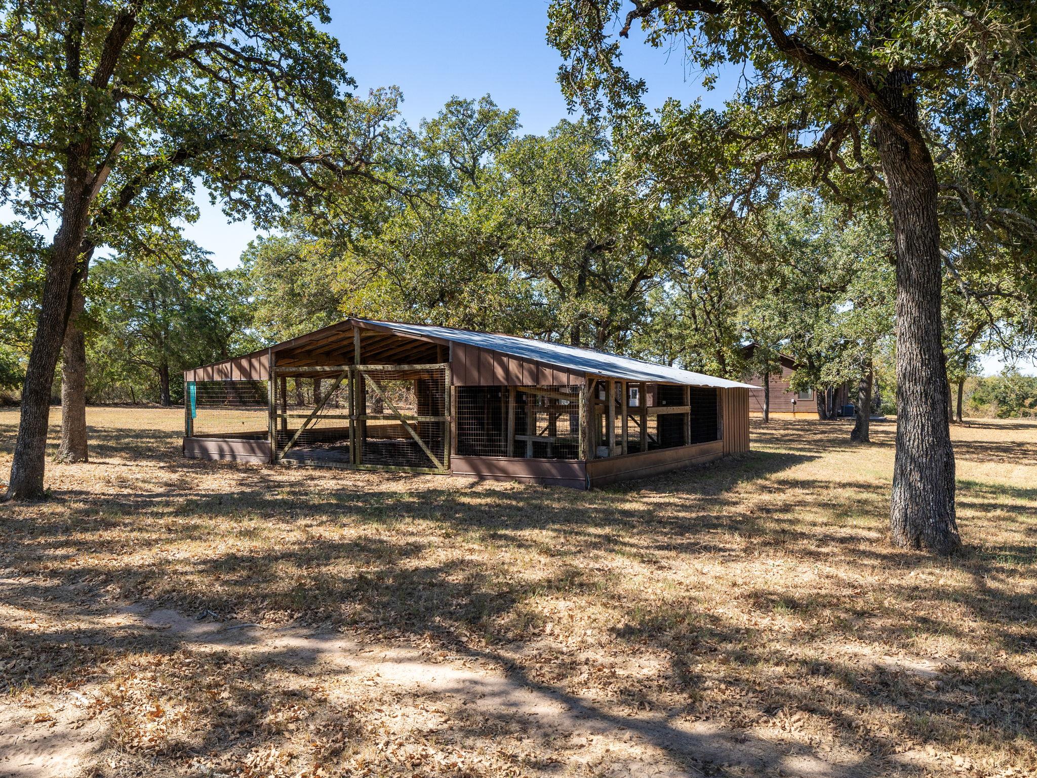 1949 County Road 347 Loop, Gause, TX 77857