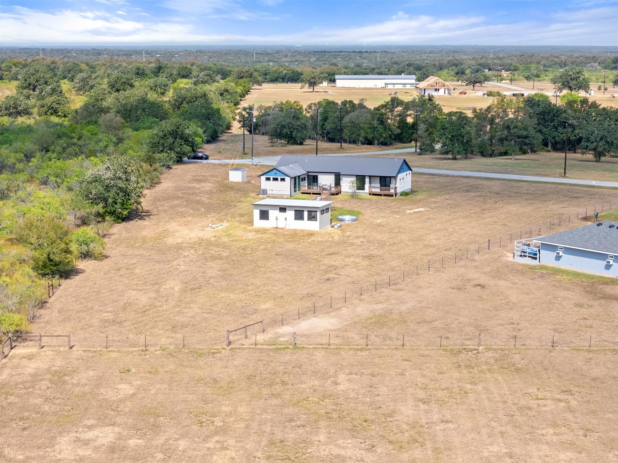 111 Starlight Path, Red Rock, TX 78662