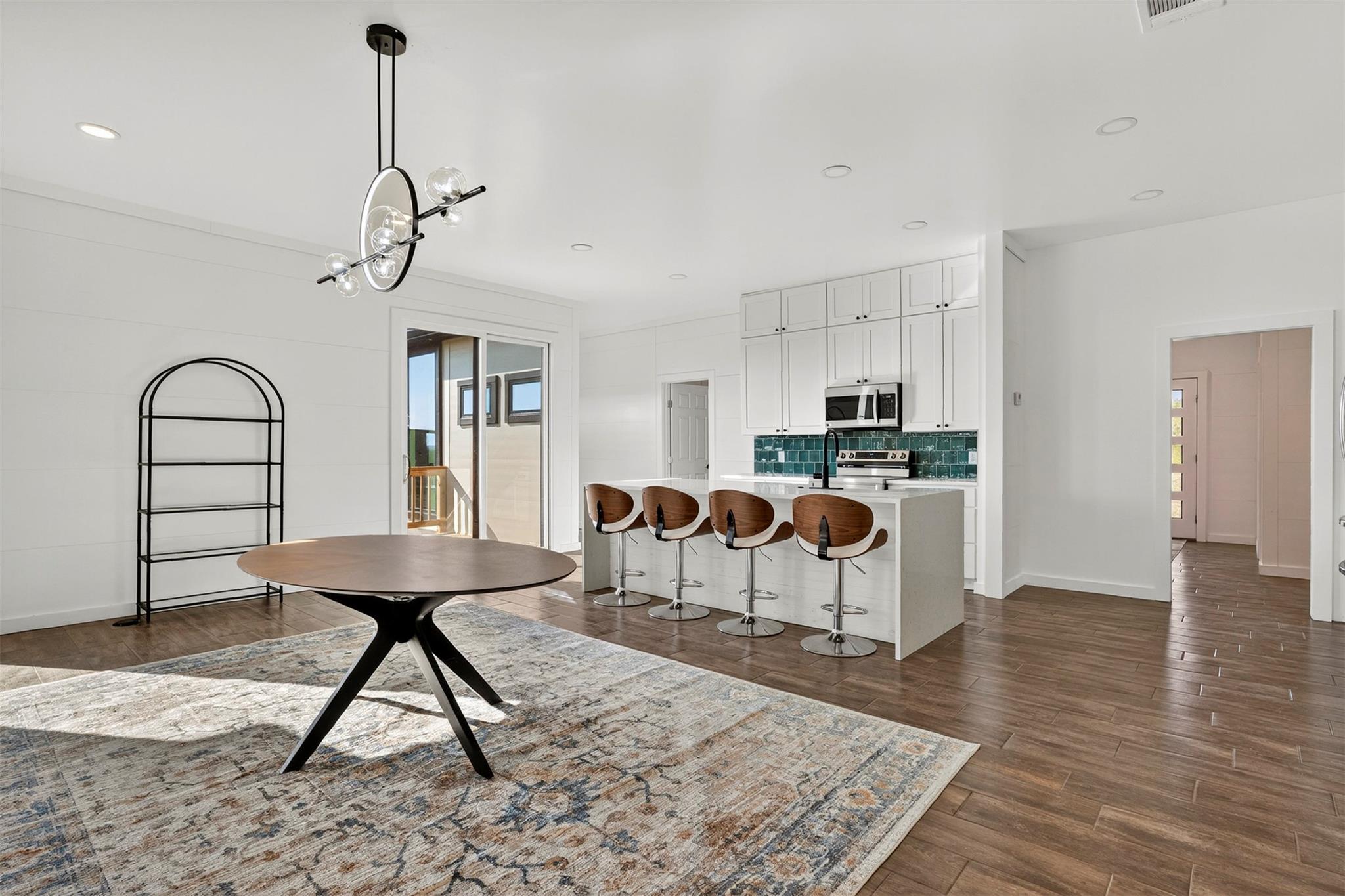 111 Starlight Path, Red Rock, TX 78662