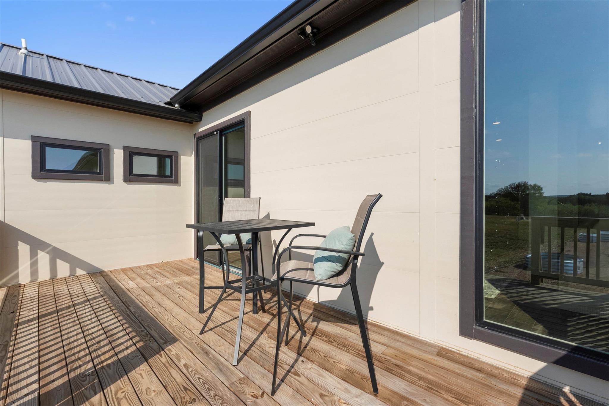 111 Starlight Path, Red Rock, TX 78662