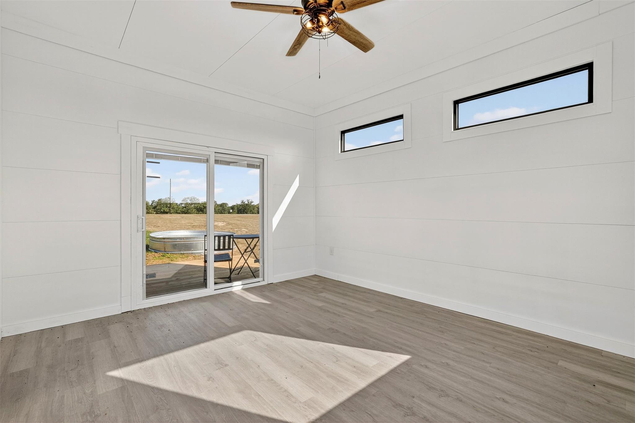 111 Starlight Path, Red Rock, TX 78662