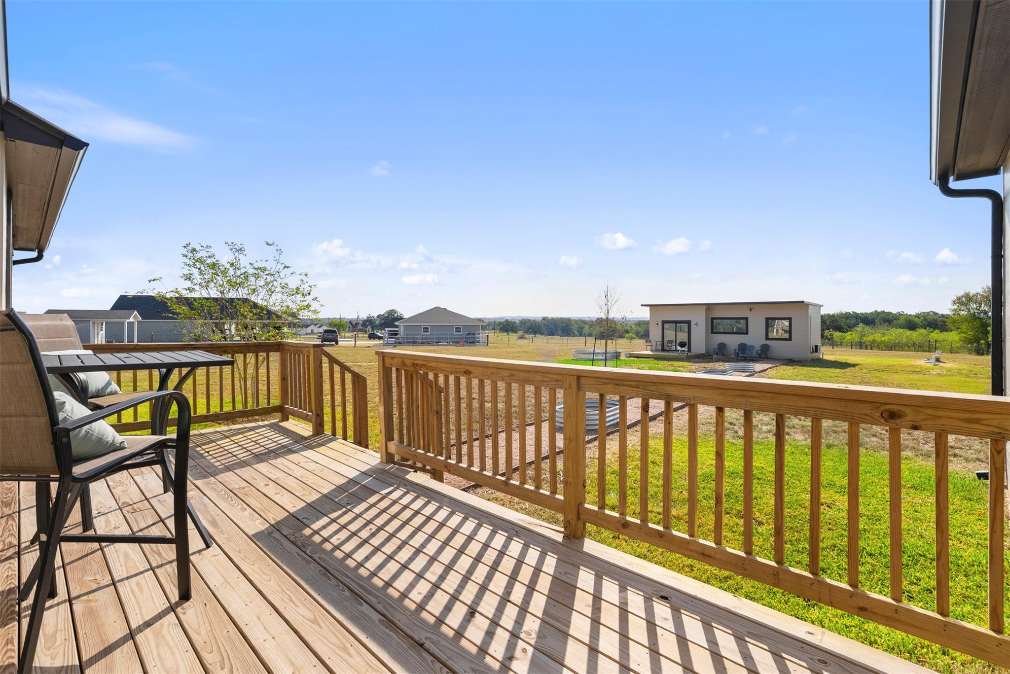 111 Starlight Path, Red Rock, TX 78662