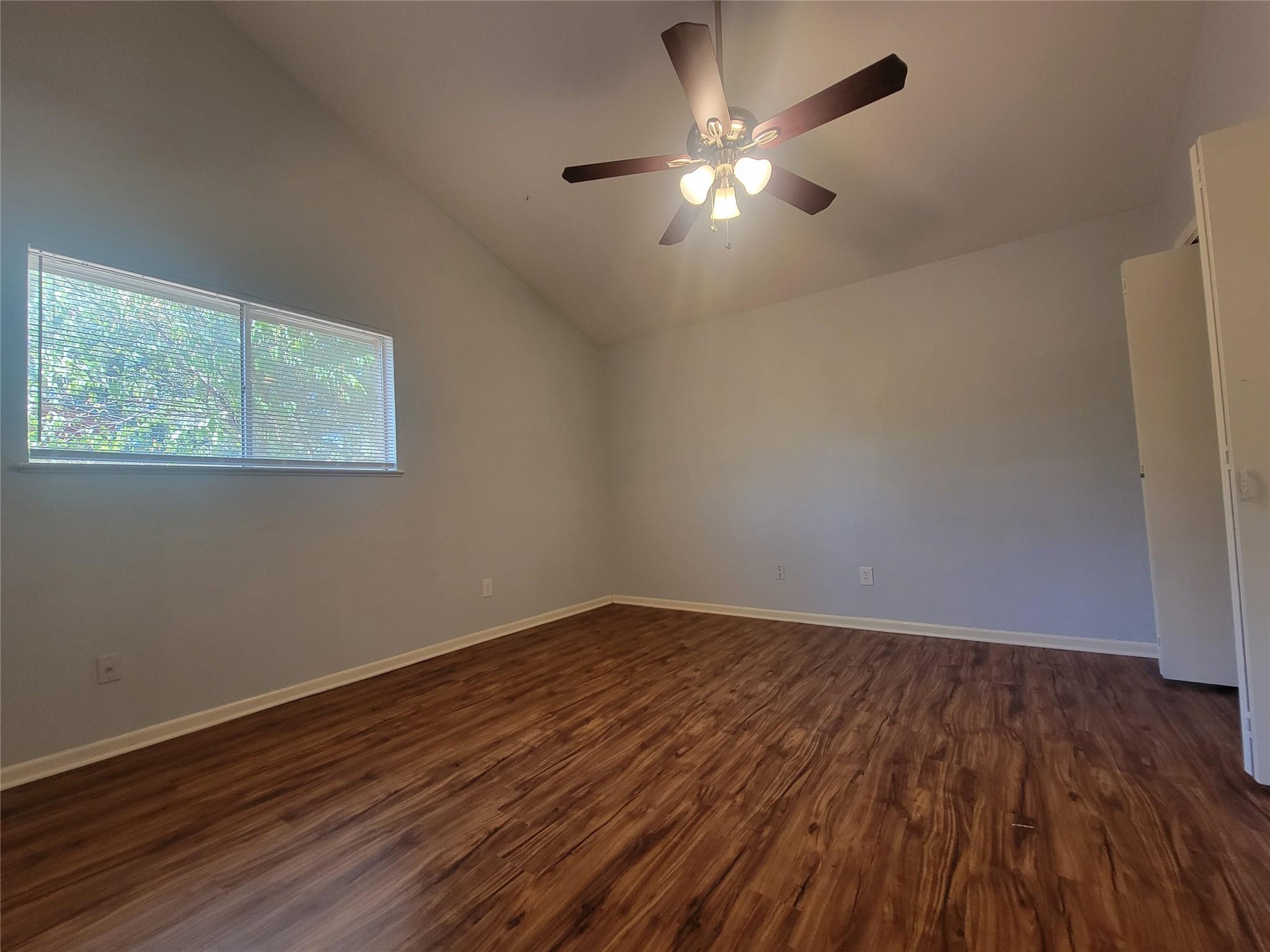 1304 GLENDA Dr # B, Round Rock, TX 78681