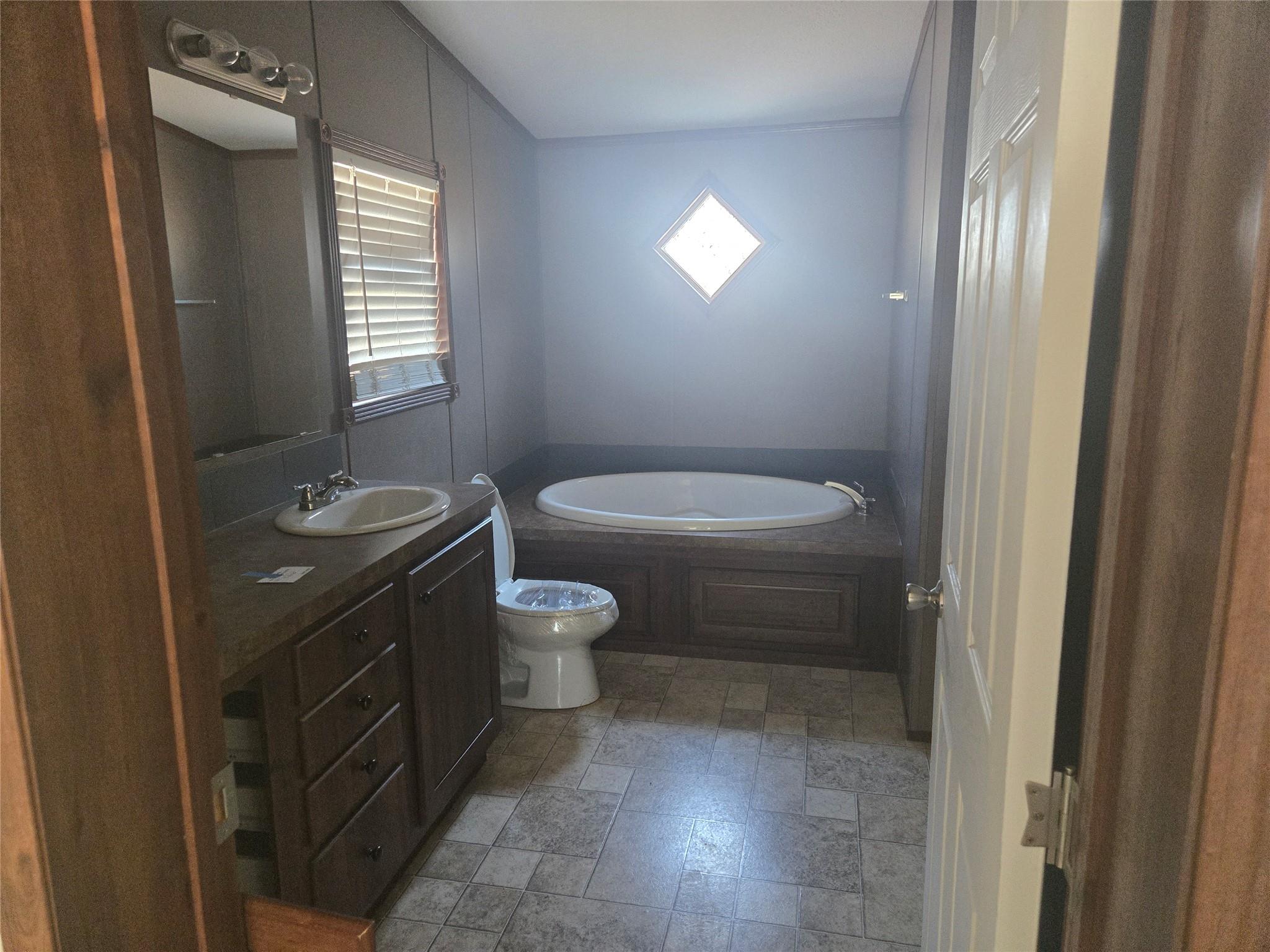 105 Boren Ln, Bastrop, TX 78602