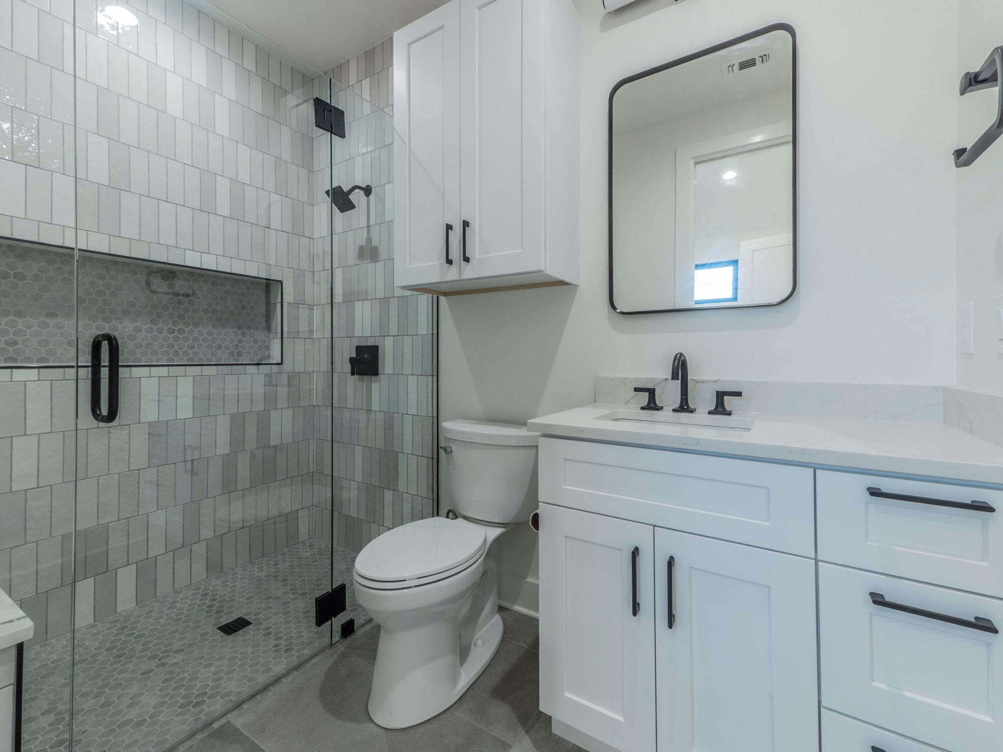 300 Deer Dr, Sunrise Beach Village, TX 78643