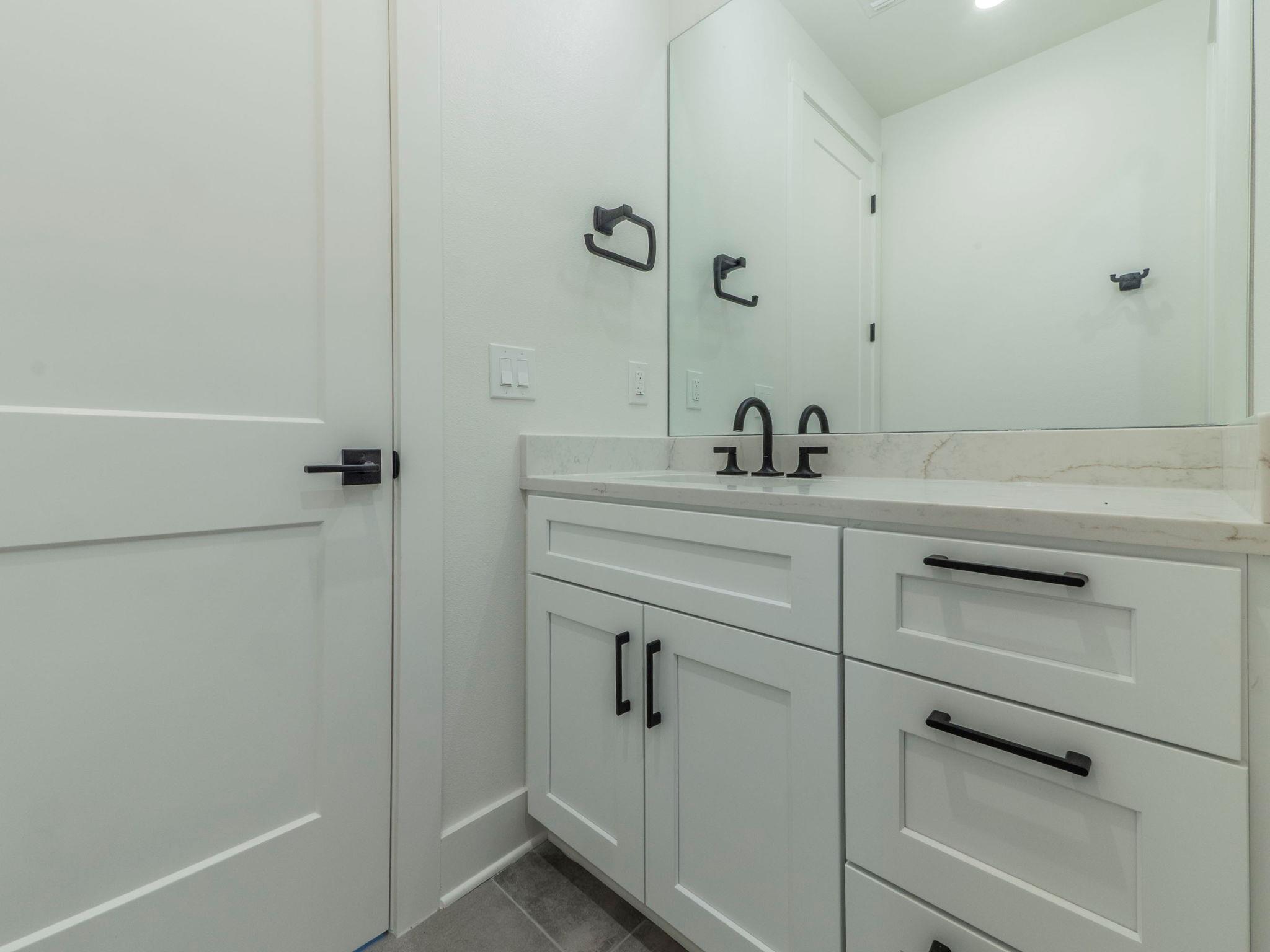 300 Deer Dr, Sunrise Beach Village, TX 78643