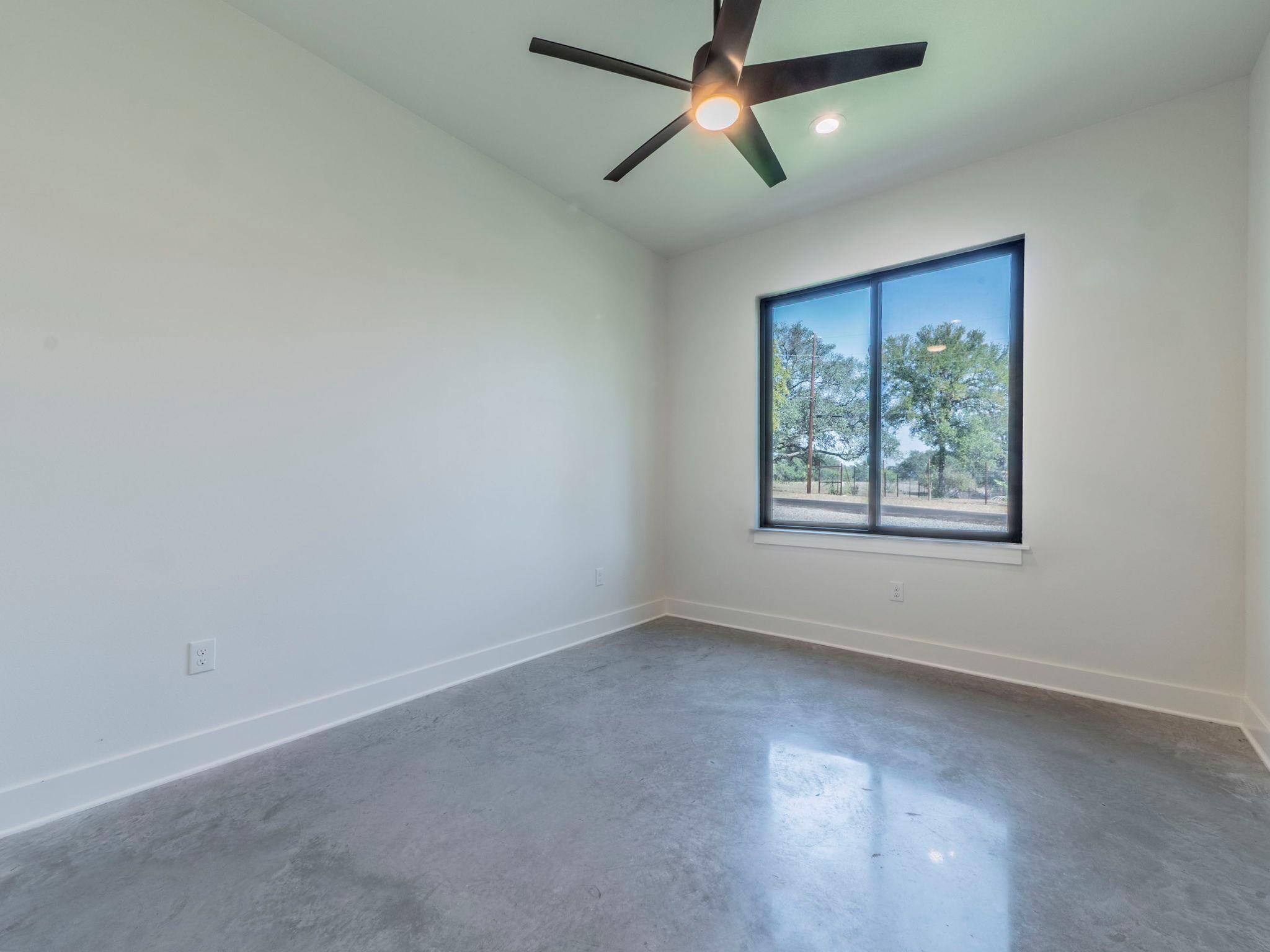 300 Deer Dr, Sunrise Beach Village, TX 78643