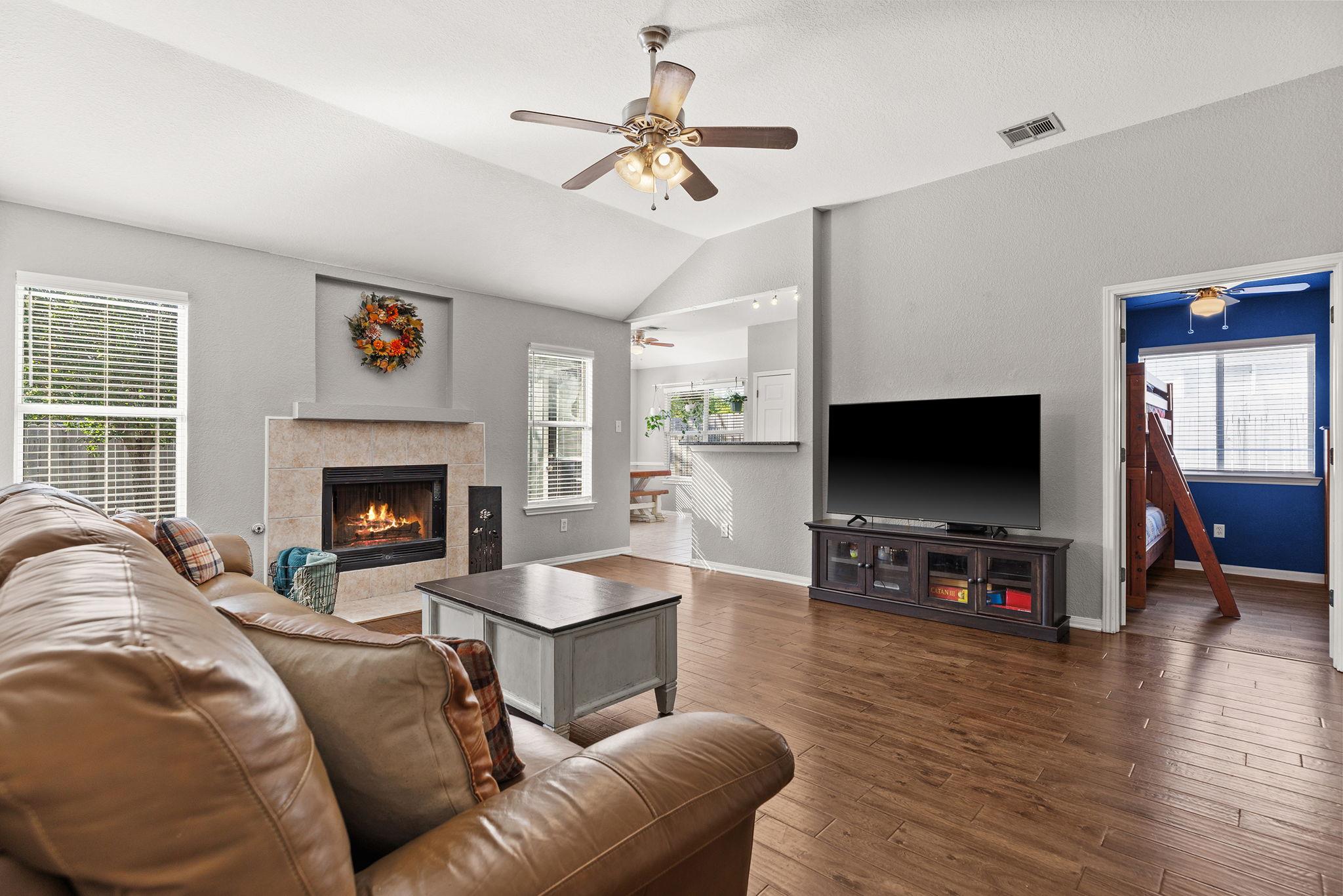 407 Katy Xing, Georgetown, TX 78626