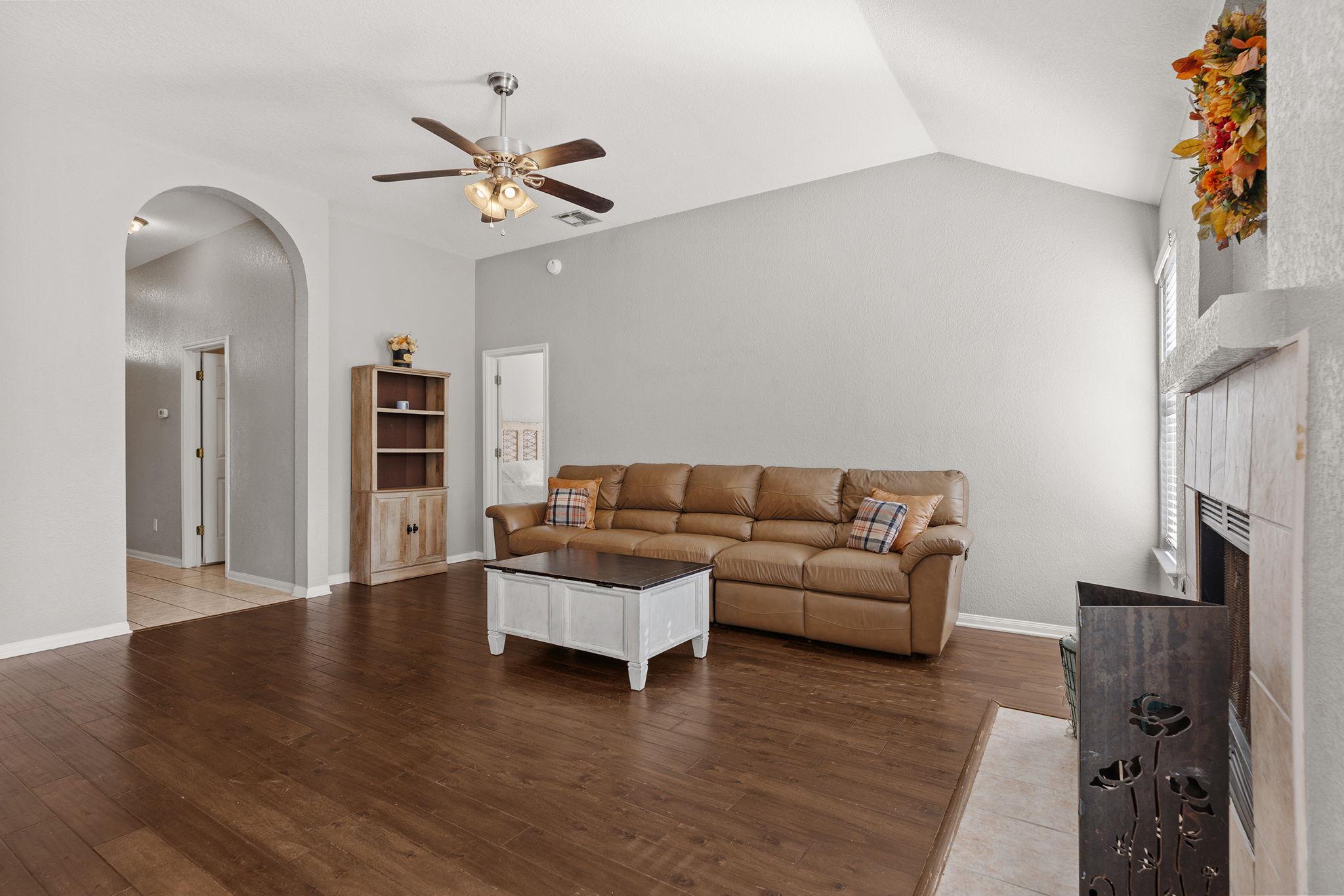 407 Katy Xing, Georgetown, TX 78626