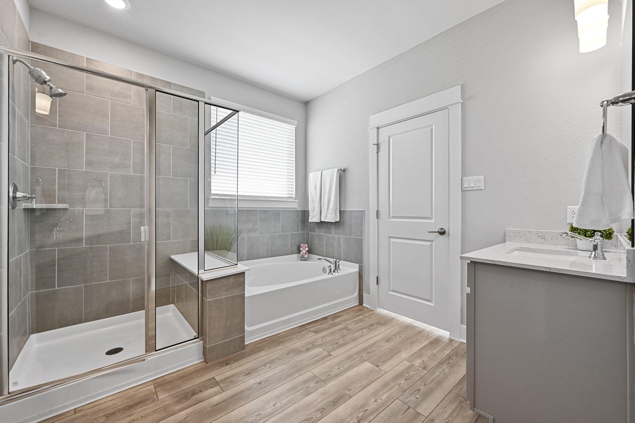 284 Grace Lilly Dr, Buda, TX 78610