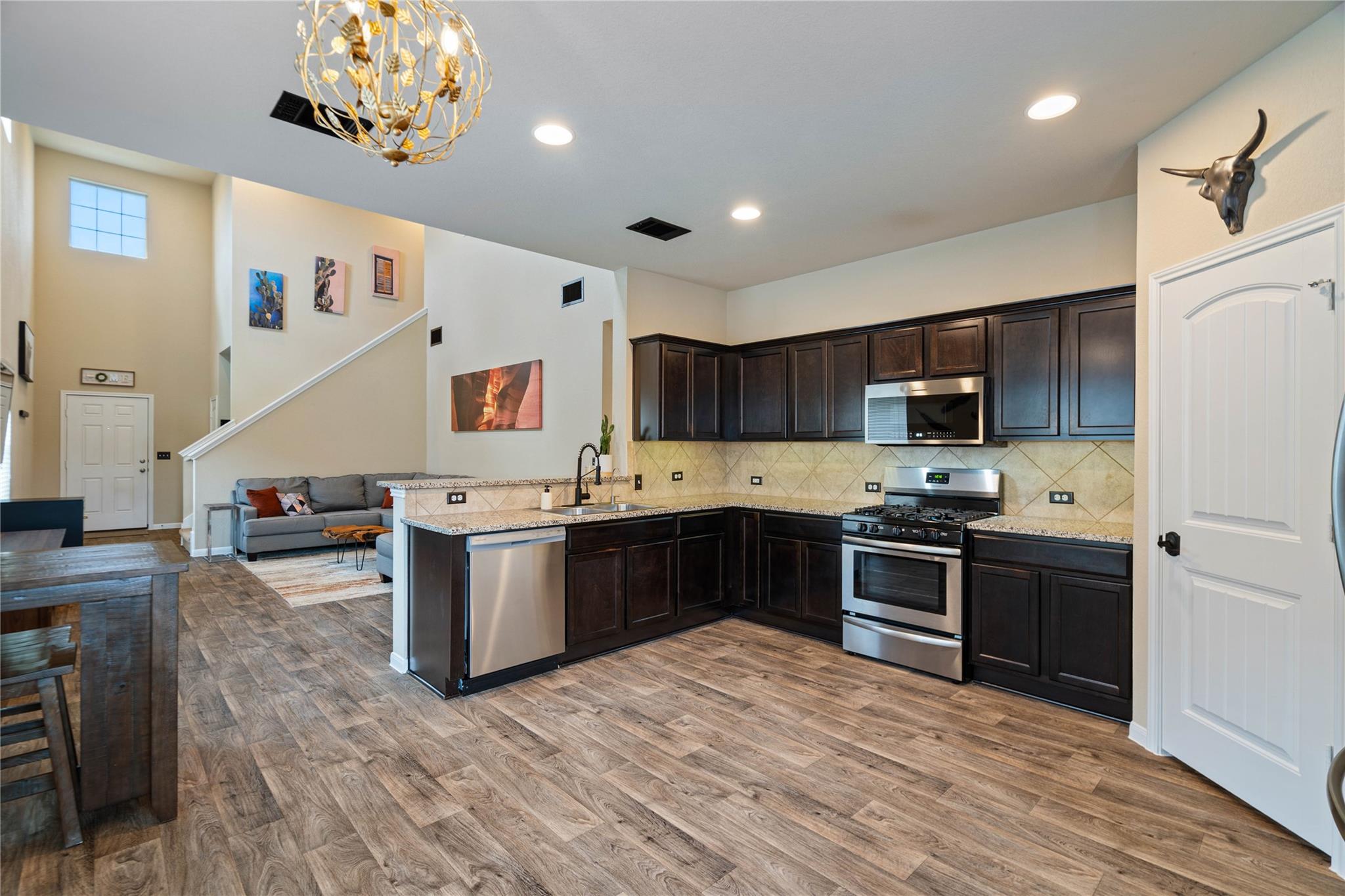 3213 Tilmon Ln, Austin, TX 78725