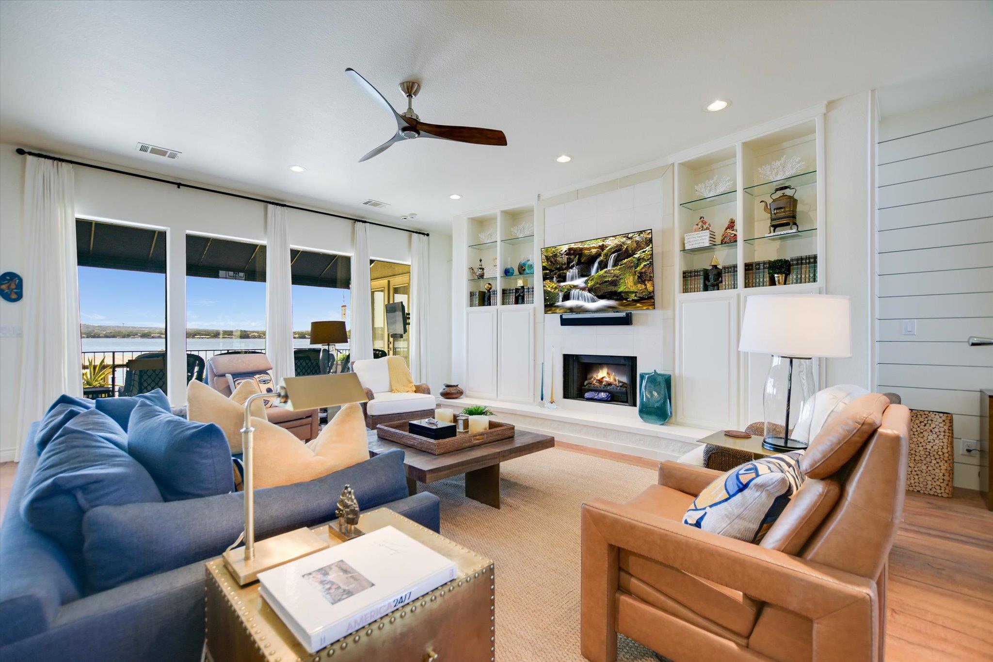 509 Lighthouse Dr, Horseshoe Bay, TX 78657