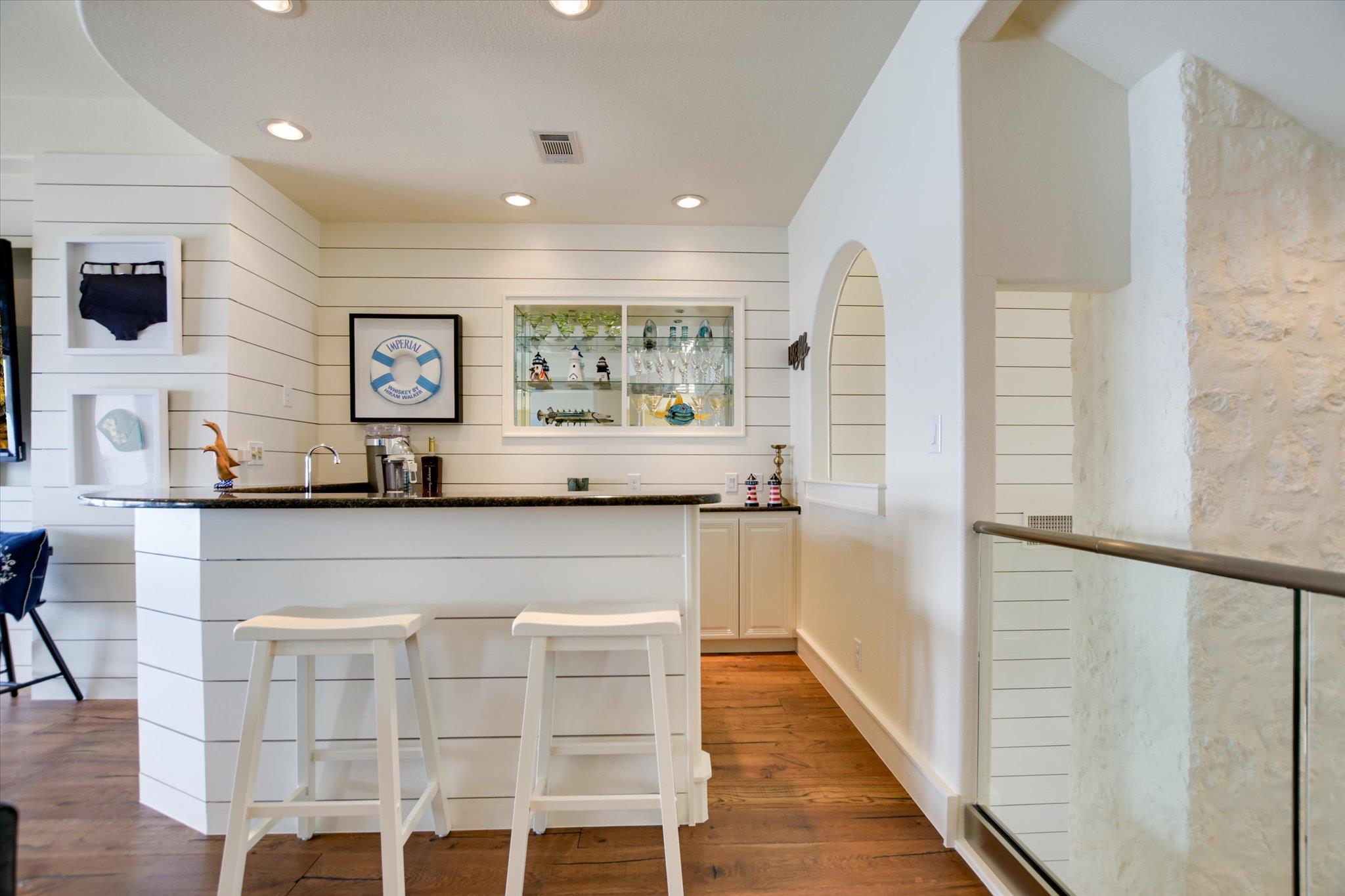 509 Lighthouse Dr, Horseshoe Bay, TX 78657