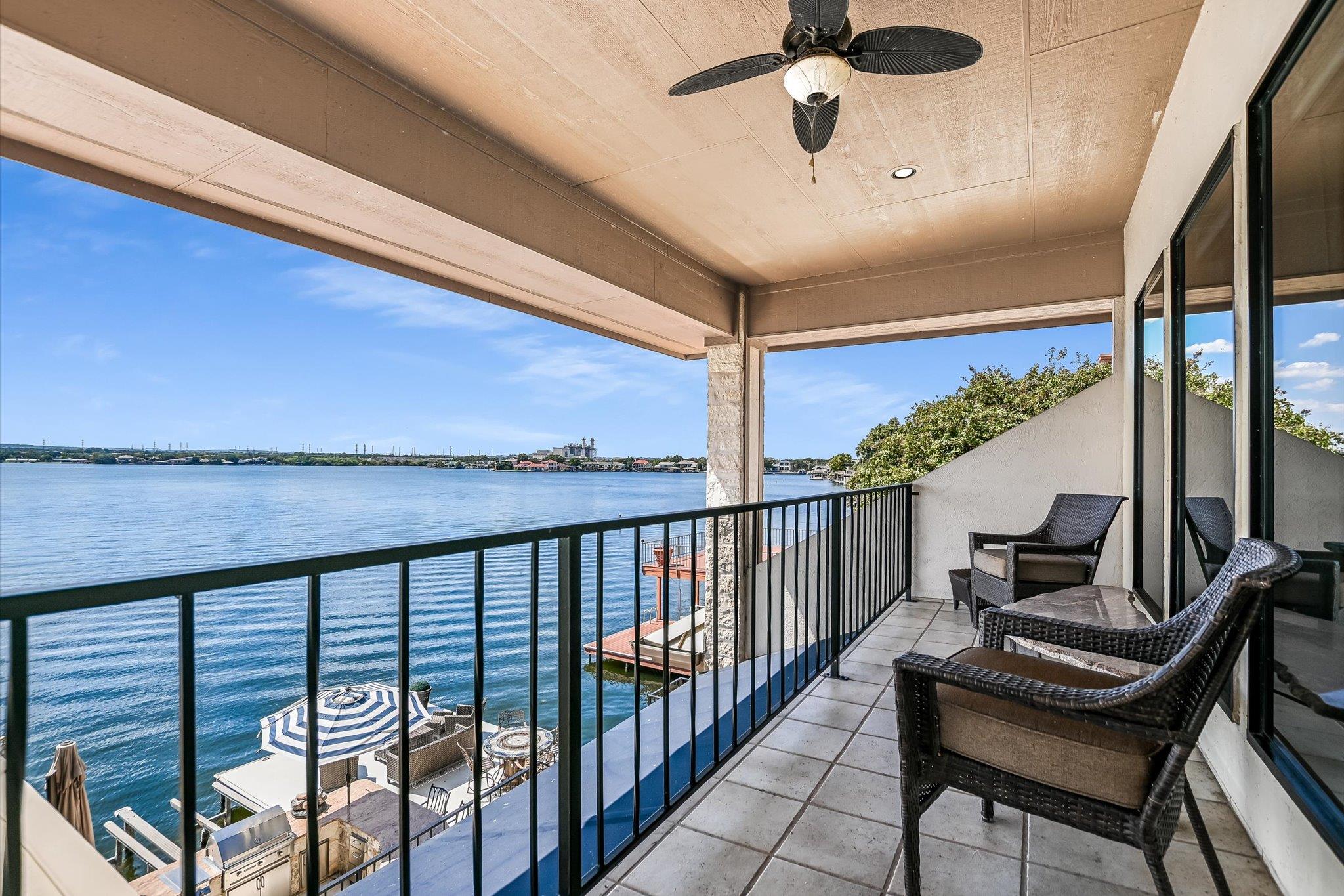 509 Lighthouse Dr, Horseshoe Bay, TX 78657