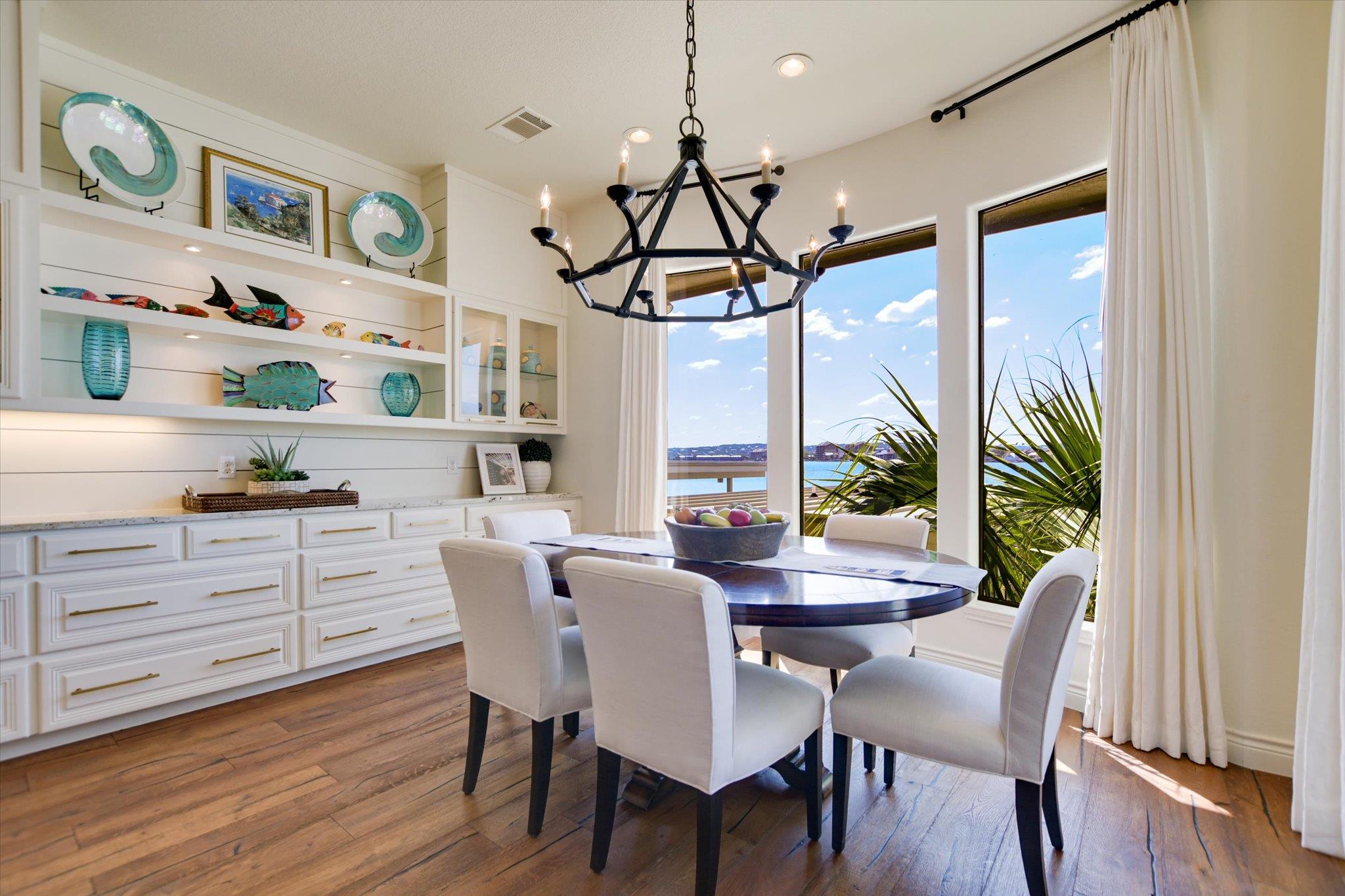 509 Lighthouse Dr, Horseshoe Bay, TX 78657