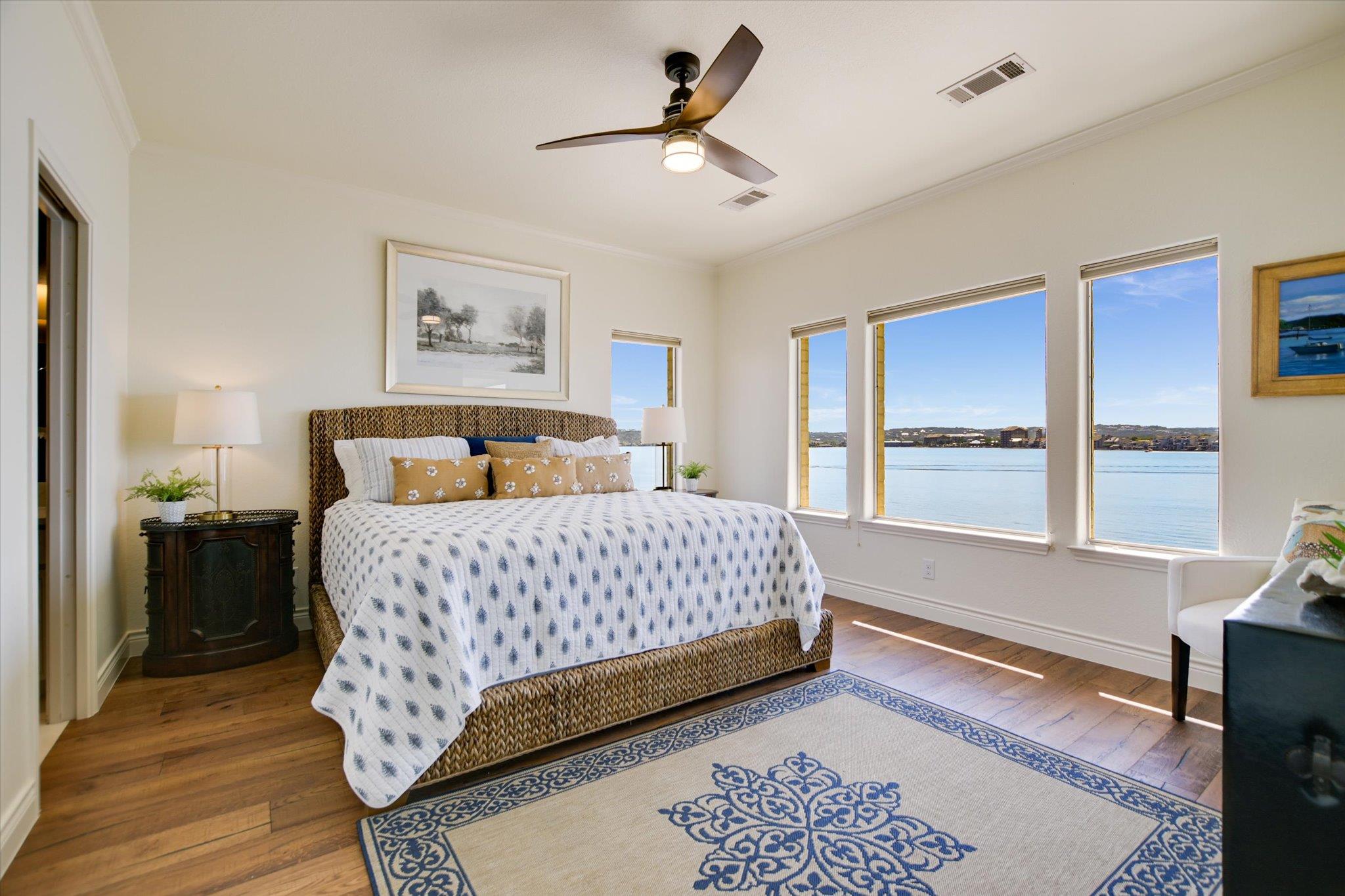 509 Lighthouse Dr, Horseshoe Bay, TX 78657