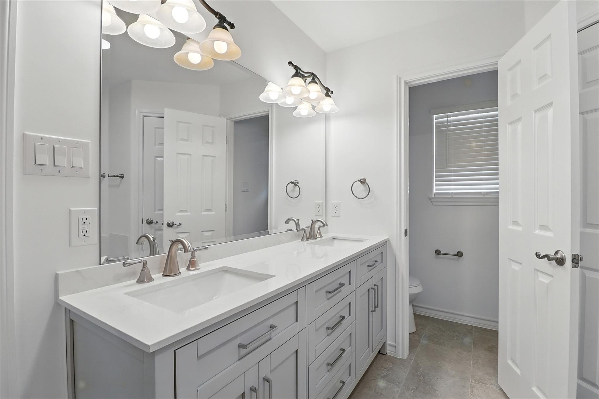 304 Fox Crossing, Burnet, TX 78611