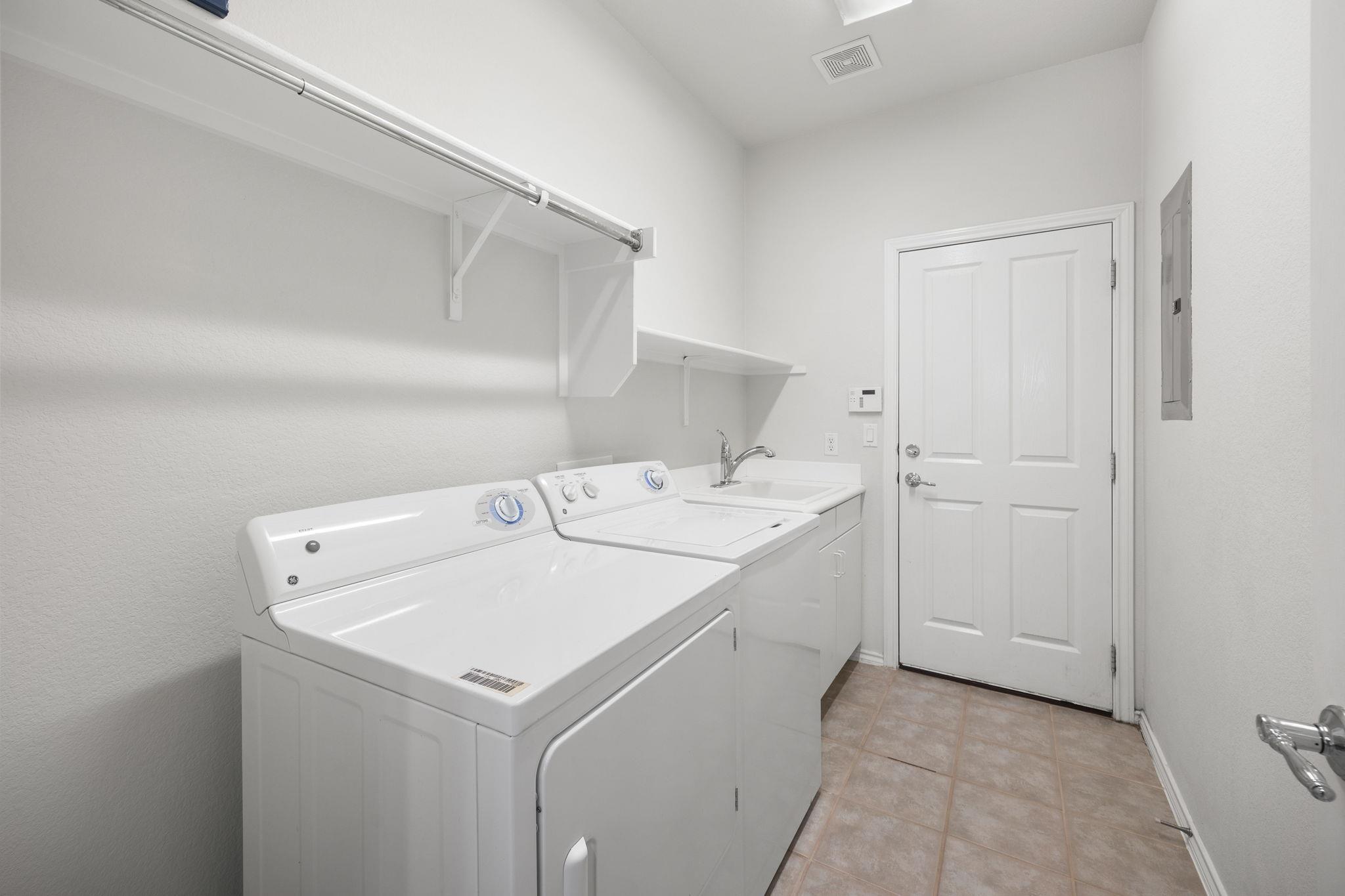 201 Limestone Shoals Ct, Georgetown, TX 78633