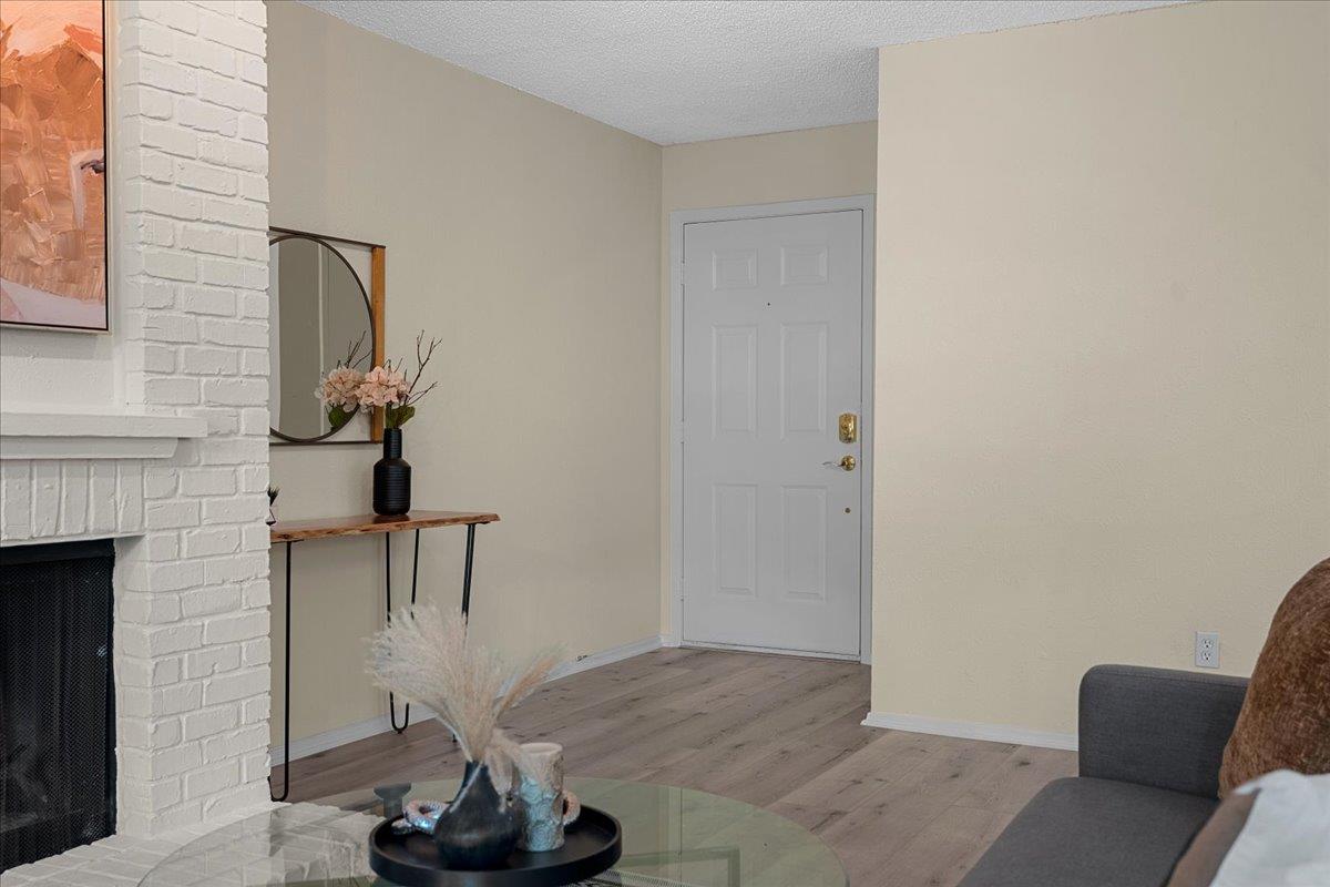 3839 Dry Creek Dr # 111, Austin, TX 78731