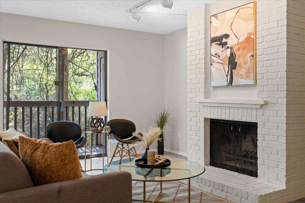 3839 Dry Creek Dr # 111, Austin, TX 78731