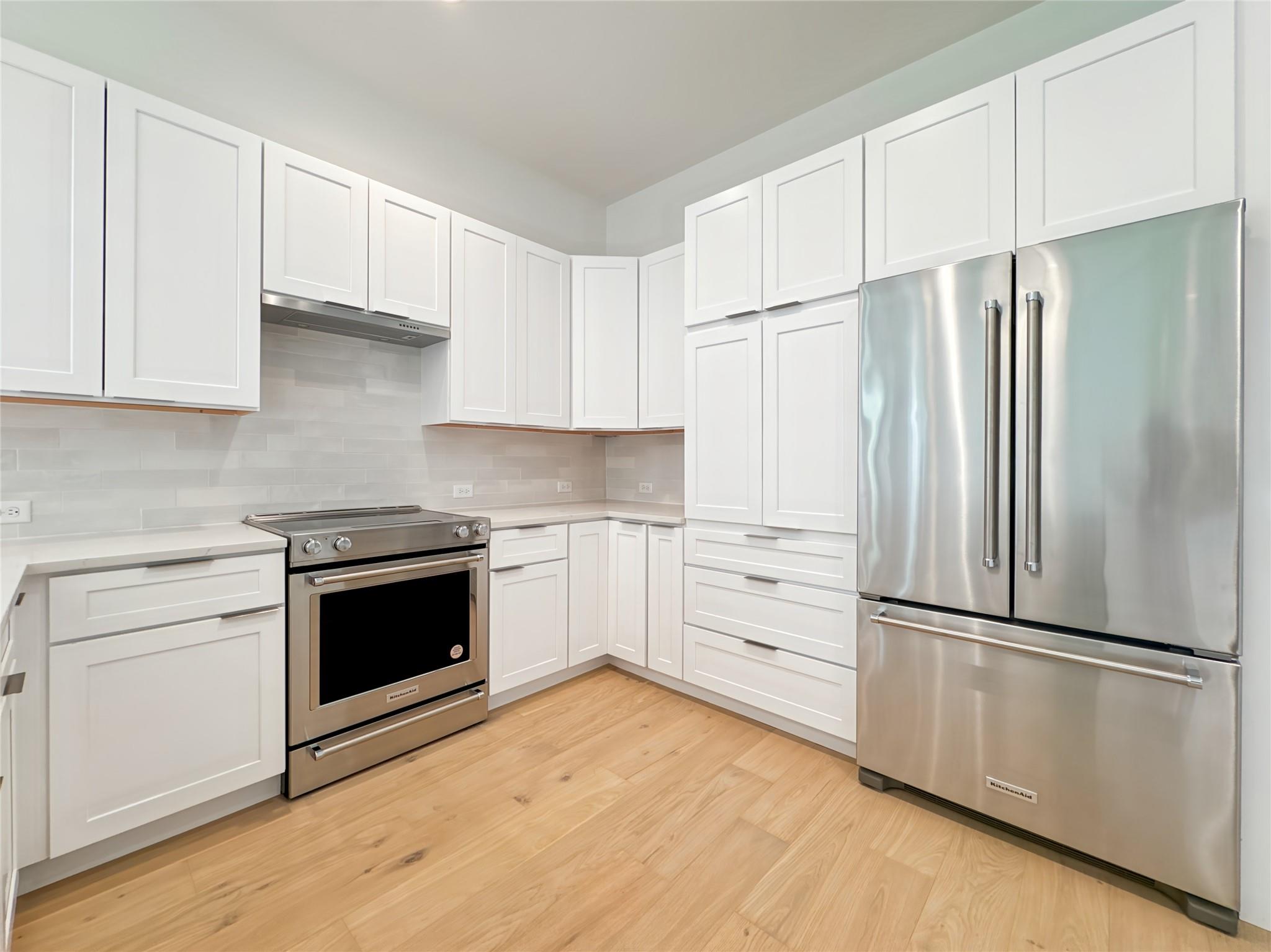 3614 Abbate Cir # B, Austin, TX 78721