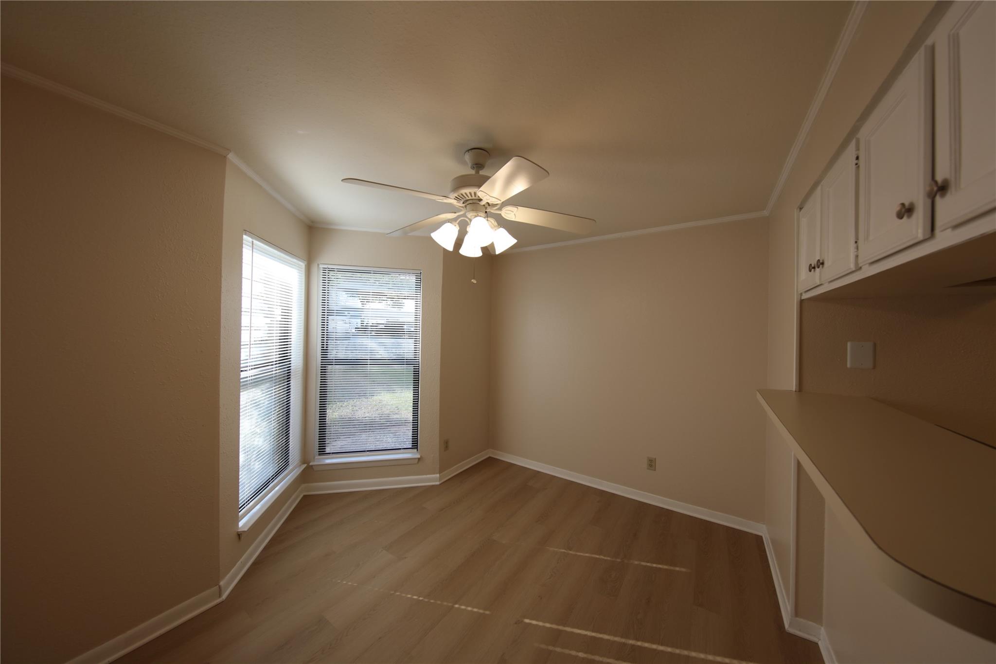 1510 W North Loop Blvd # 412, Austin, TX 78756