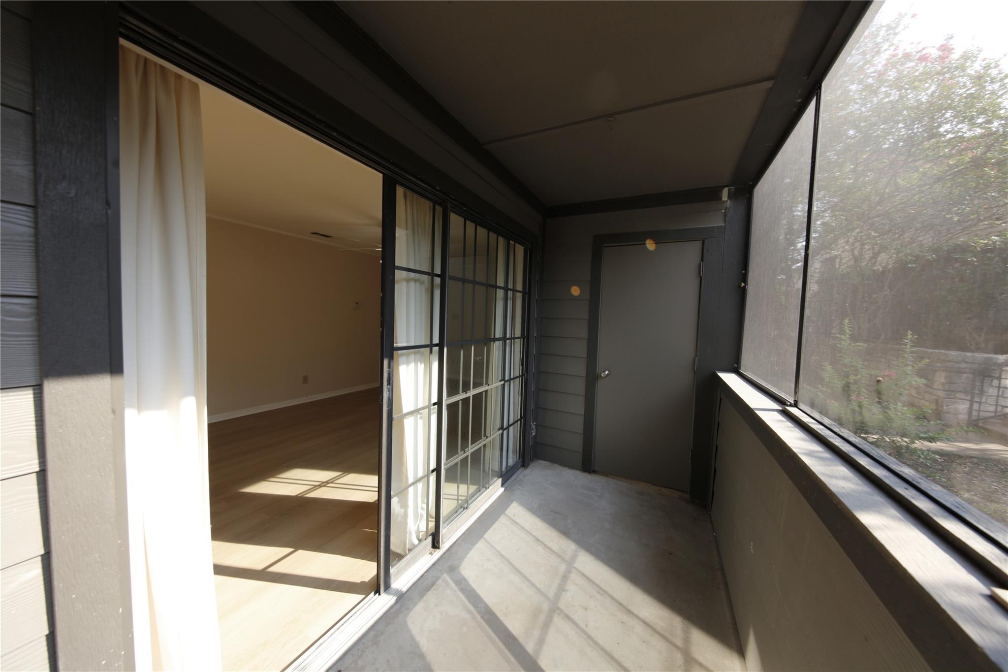 1510 W North Loop Blvd # 412, Austin, TX 78756