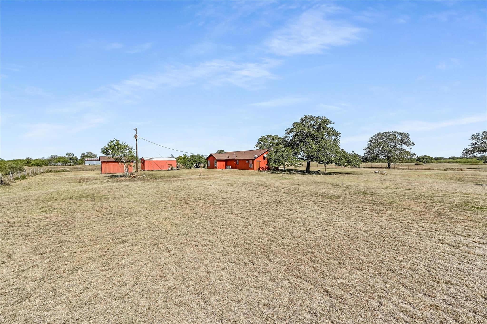 5637 Jeddo Rd, Waelder, TX 78959