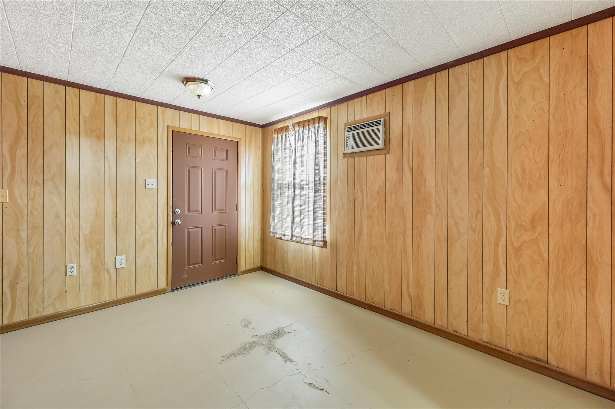 5637 Jeddo Rd, Waelder, TX 78959