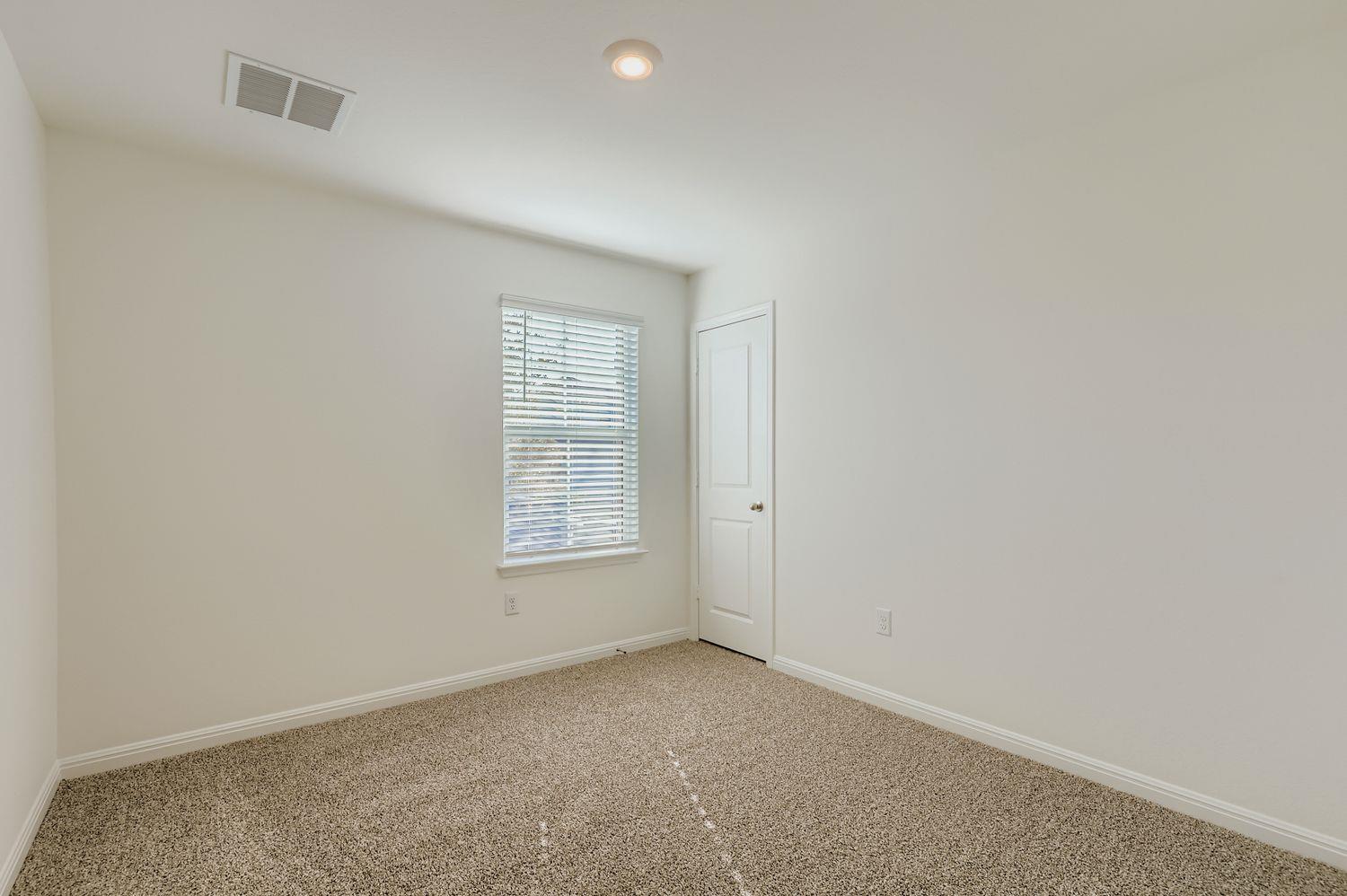 1917 Marlin Spike Dr, Leander, TX 78641