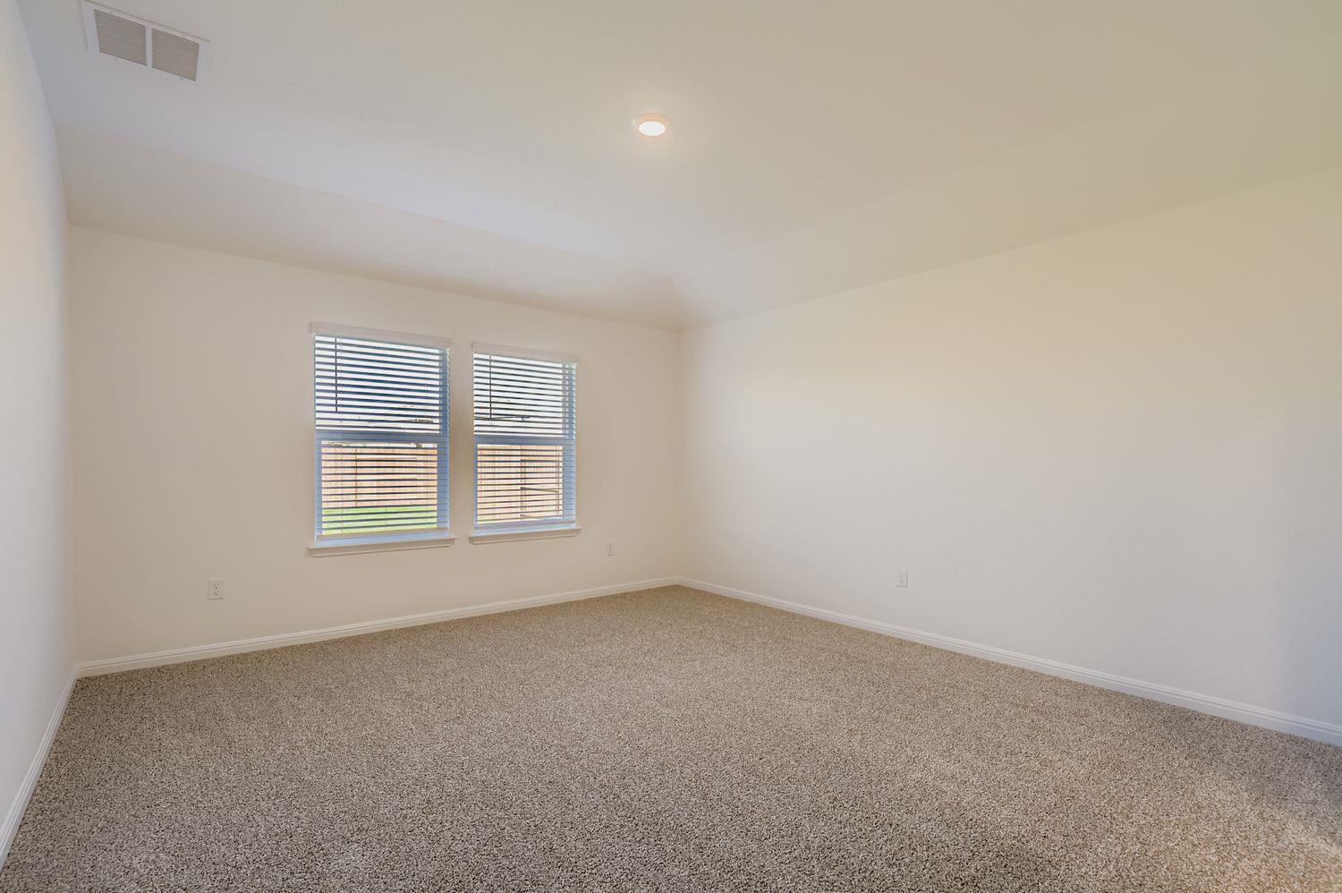 1917 Marlin Spike Dr, Leander, TX 78641