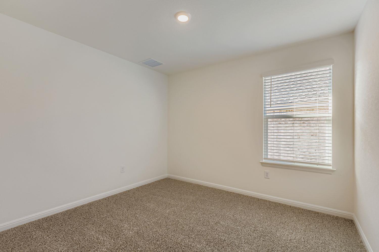 1917 Marlin Spike Dr, Leander, TX 78641