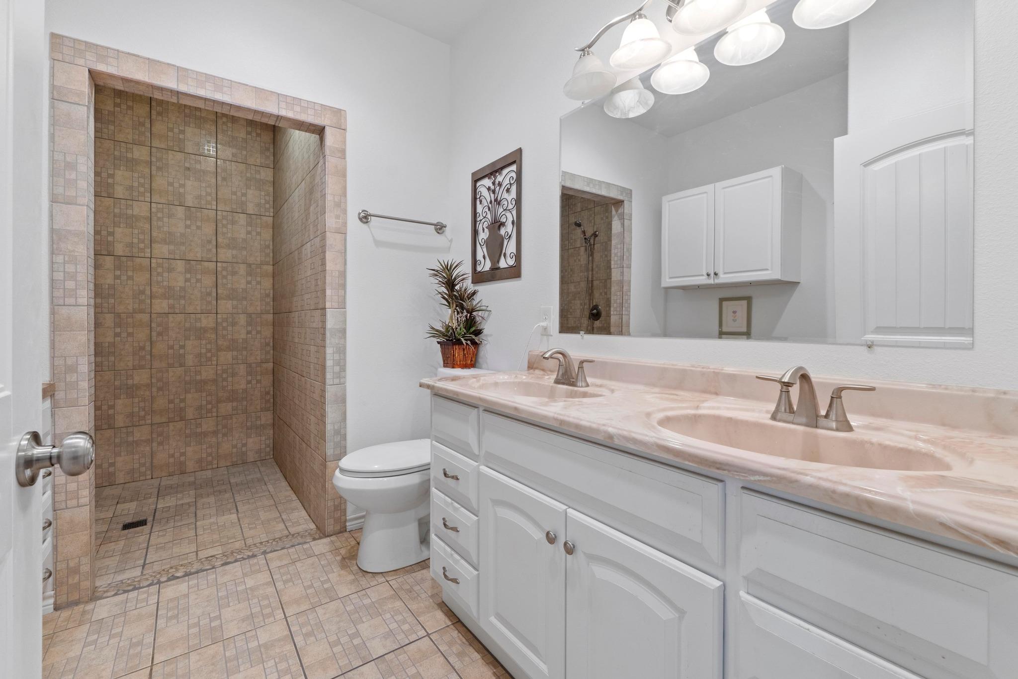 124 Pony Grass Ln, Bastrop, TX 78602