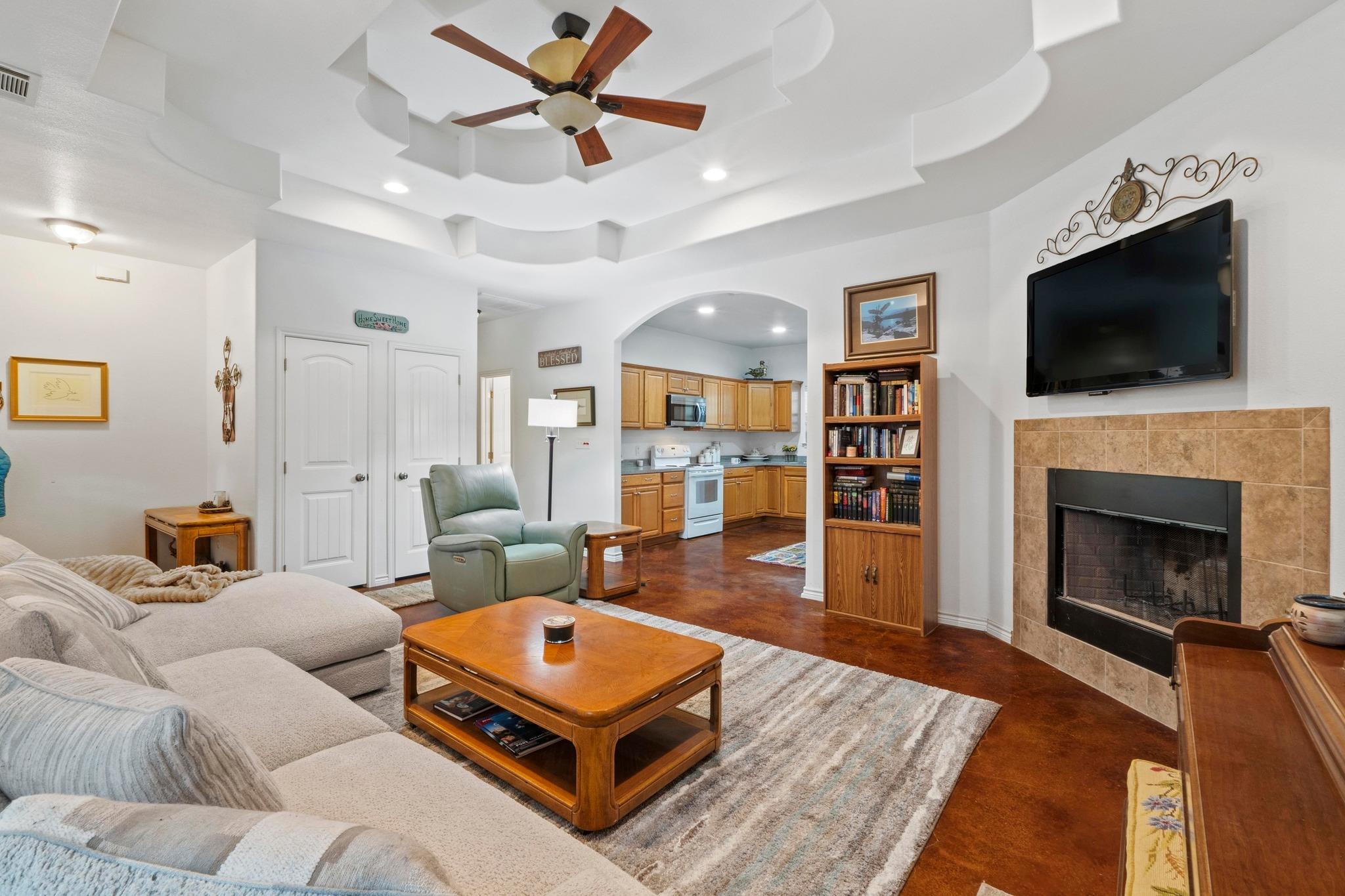 124 Pony Grass Ln, Bastrop, TX 78602